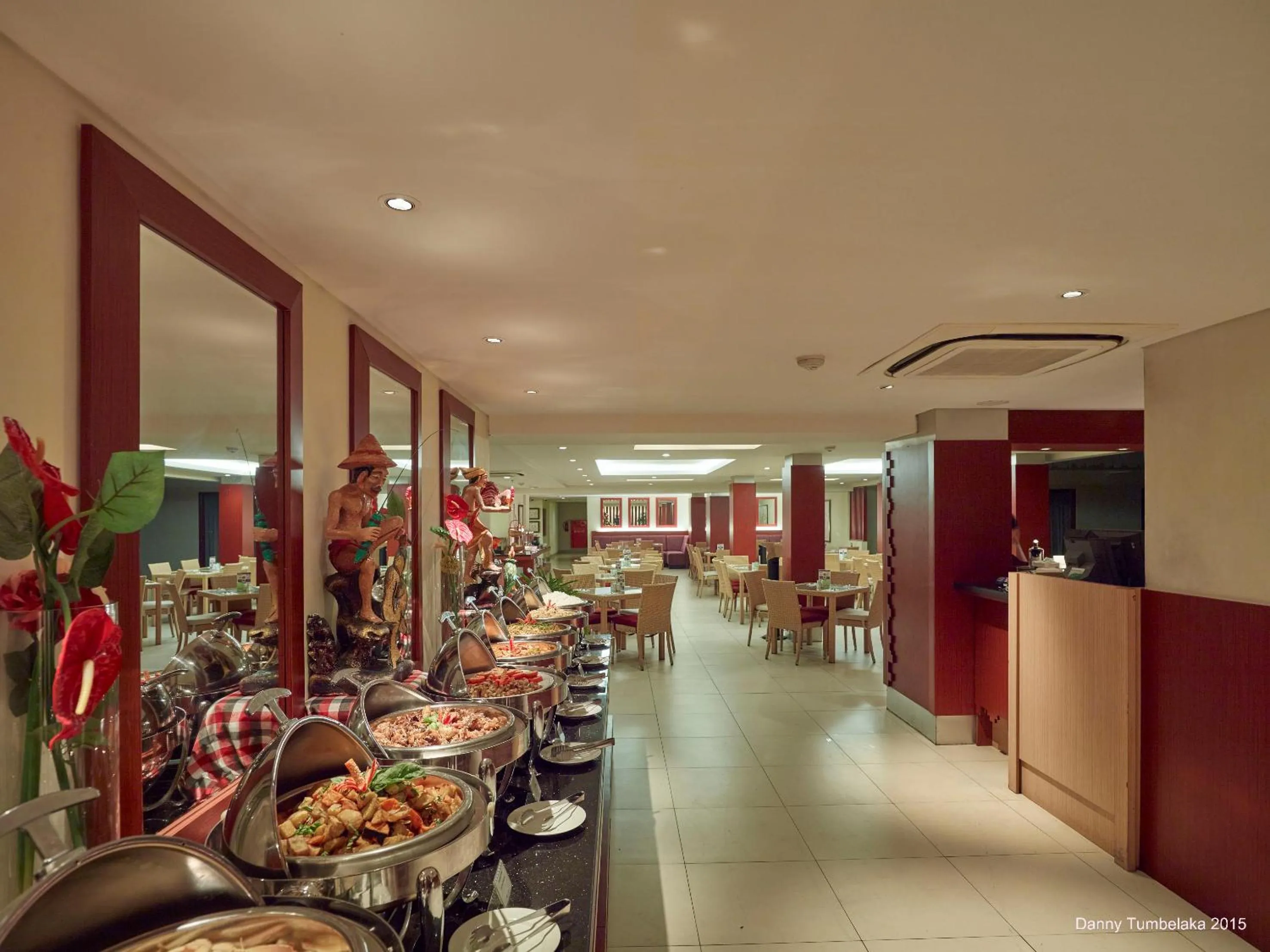 Restaurant/places to eat in Sense Sunset Hotel Seminyak