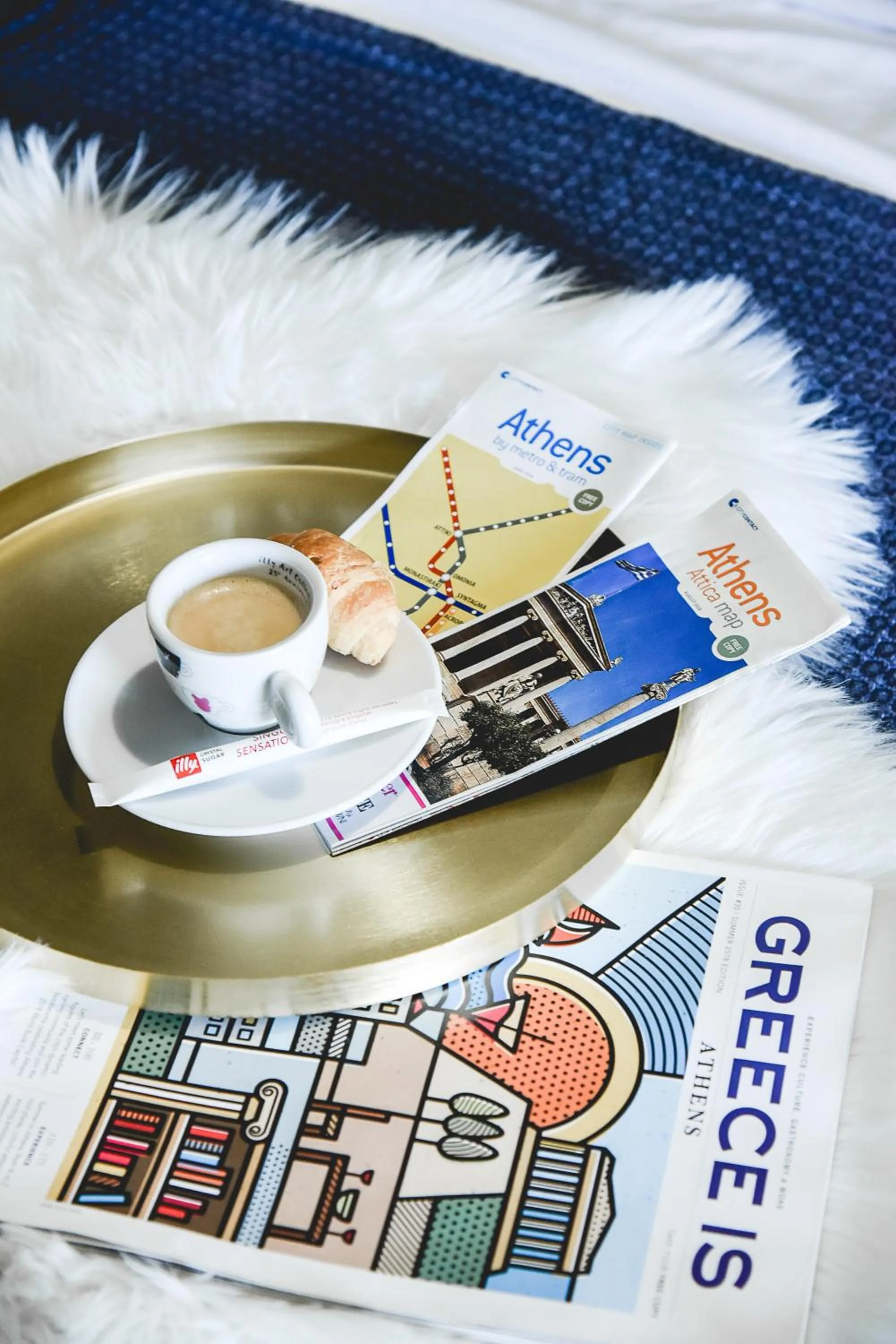 Home Plus Psirri Apartment