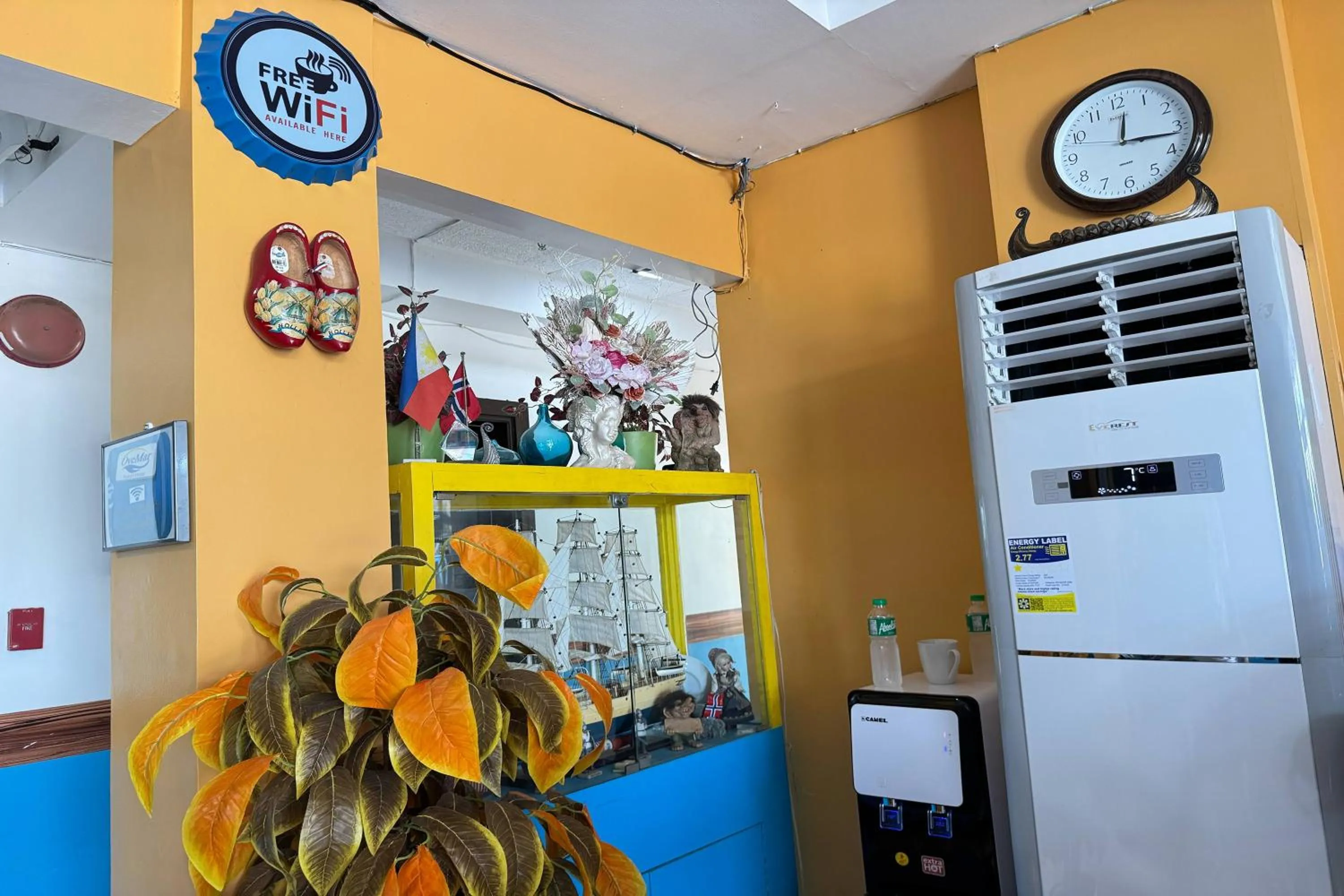 Lobby or reception in OveMar Resort Hotel near Vigan