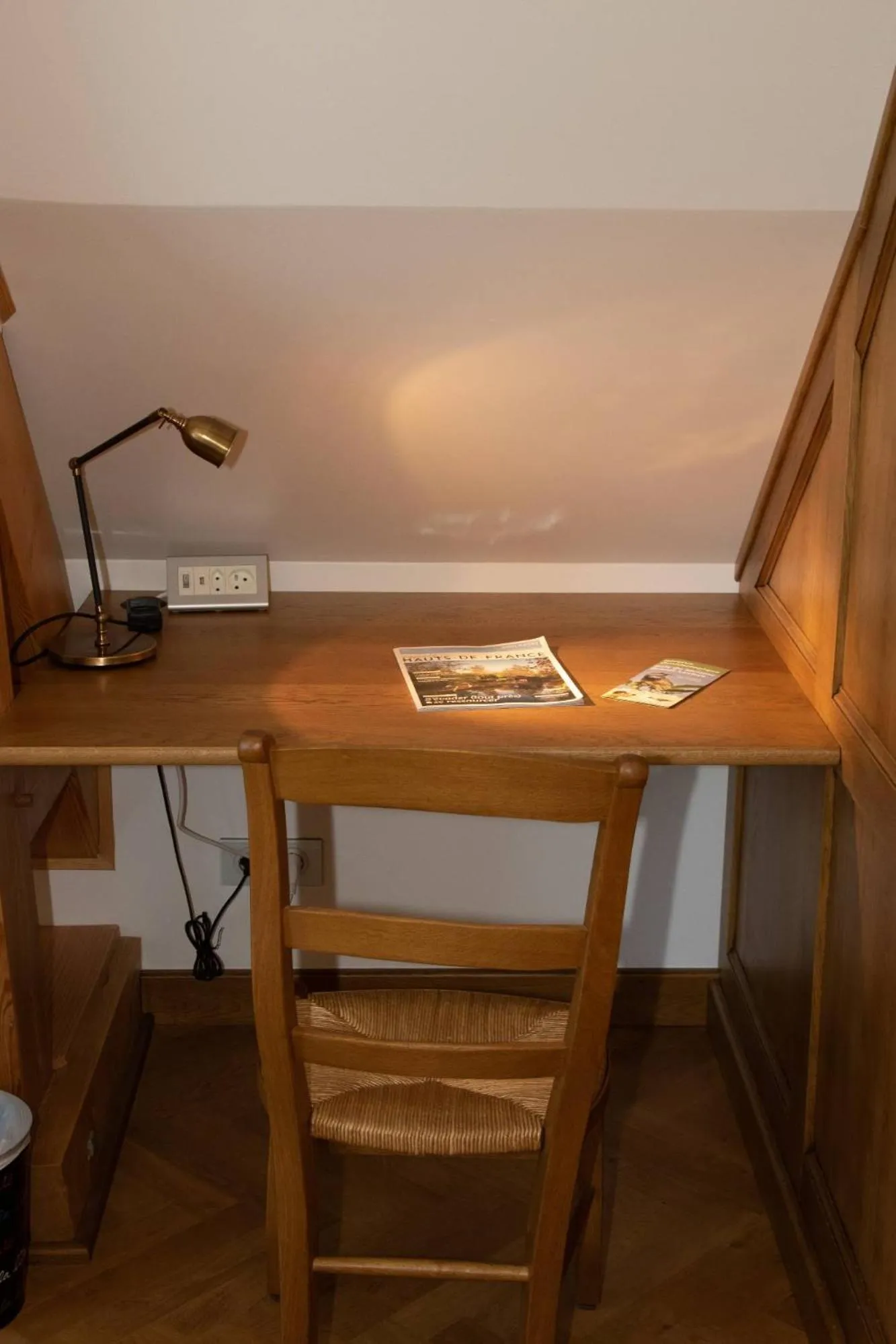 Seating area in LA CHARMERAIE