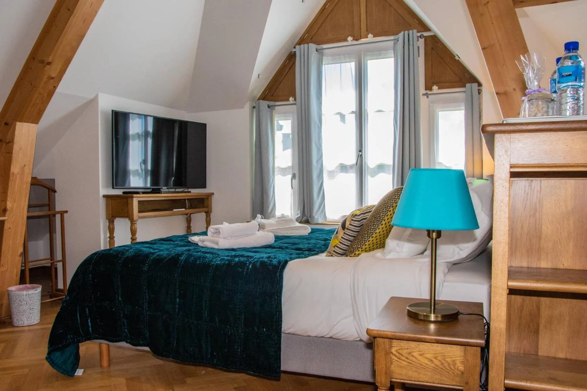 Bed in LA CHARMERAIE