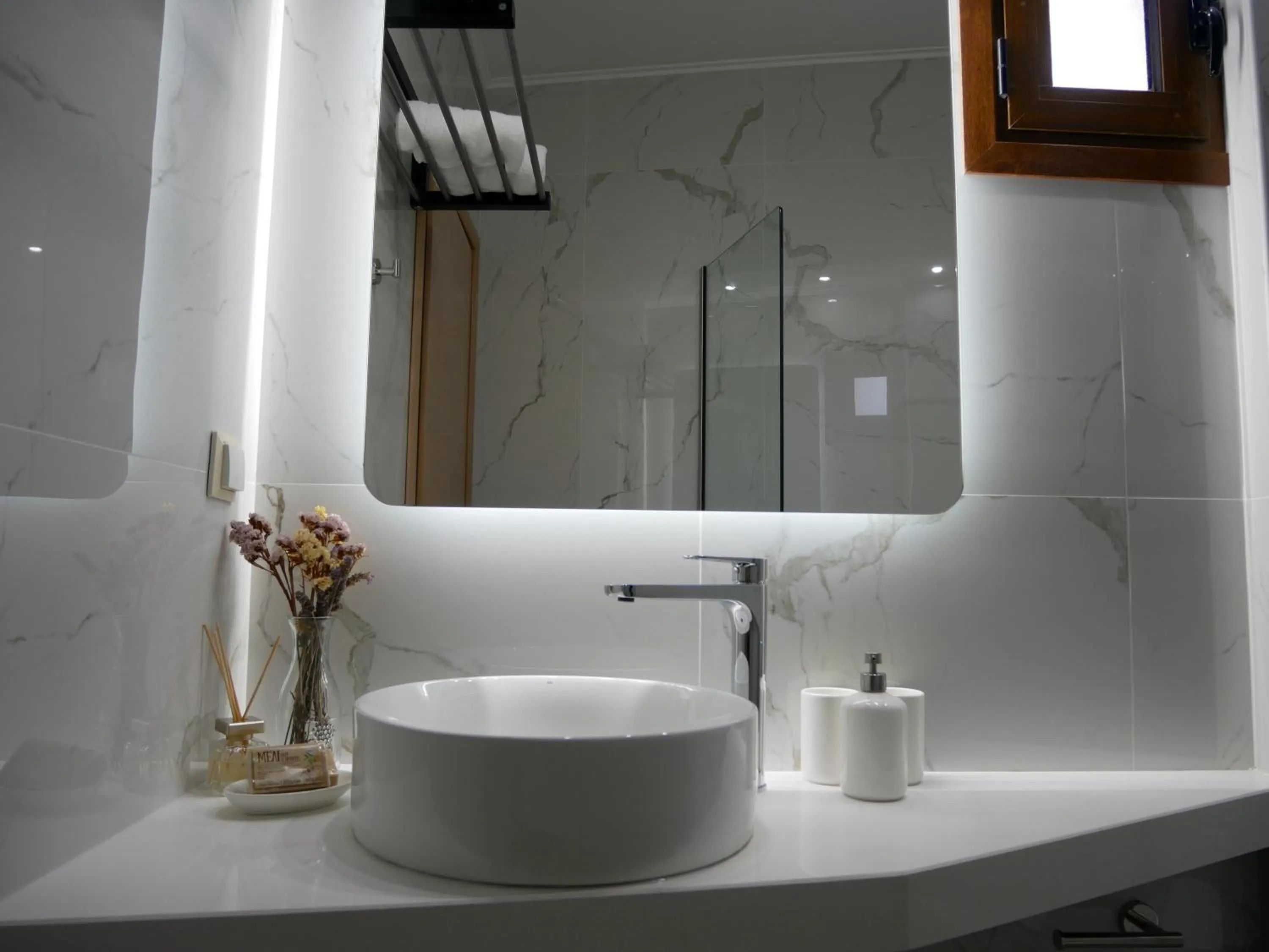 Bathroom in Sandra's Studios