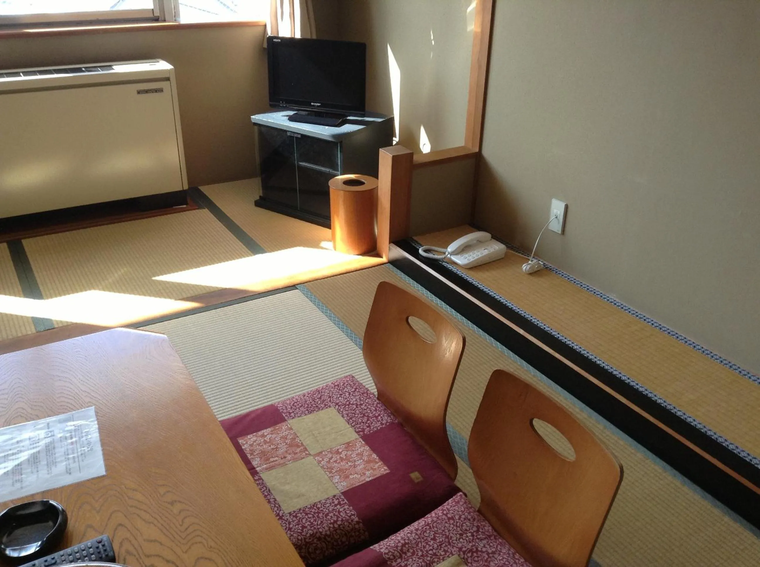 Photo of the whole room in Happokan