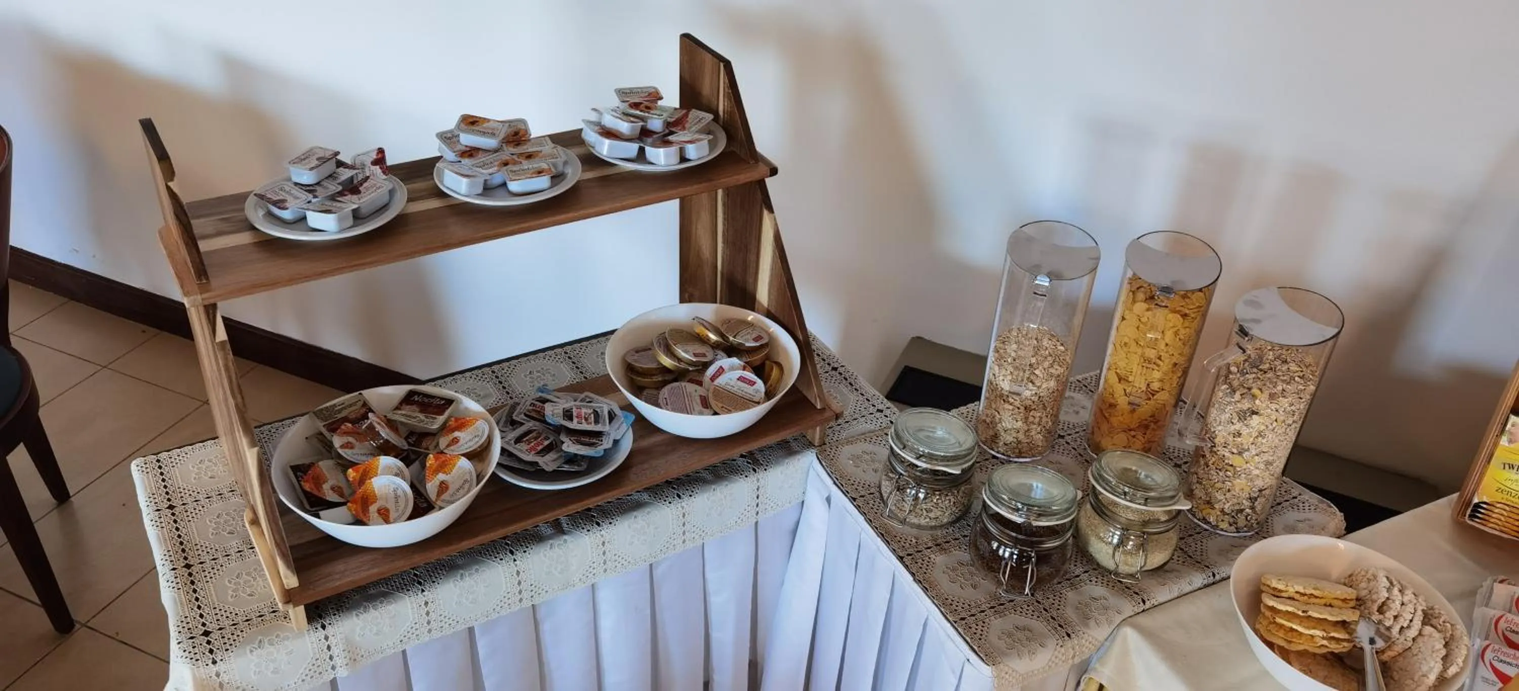 Continental breakfast in Hotel Nike