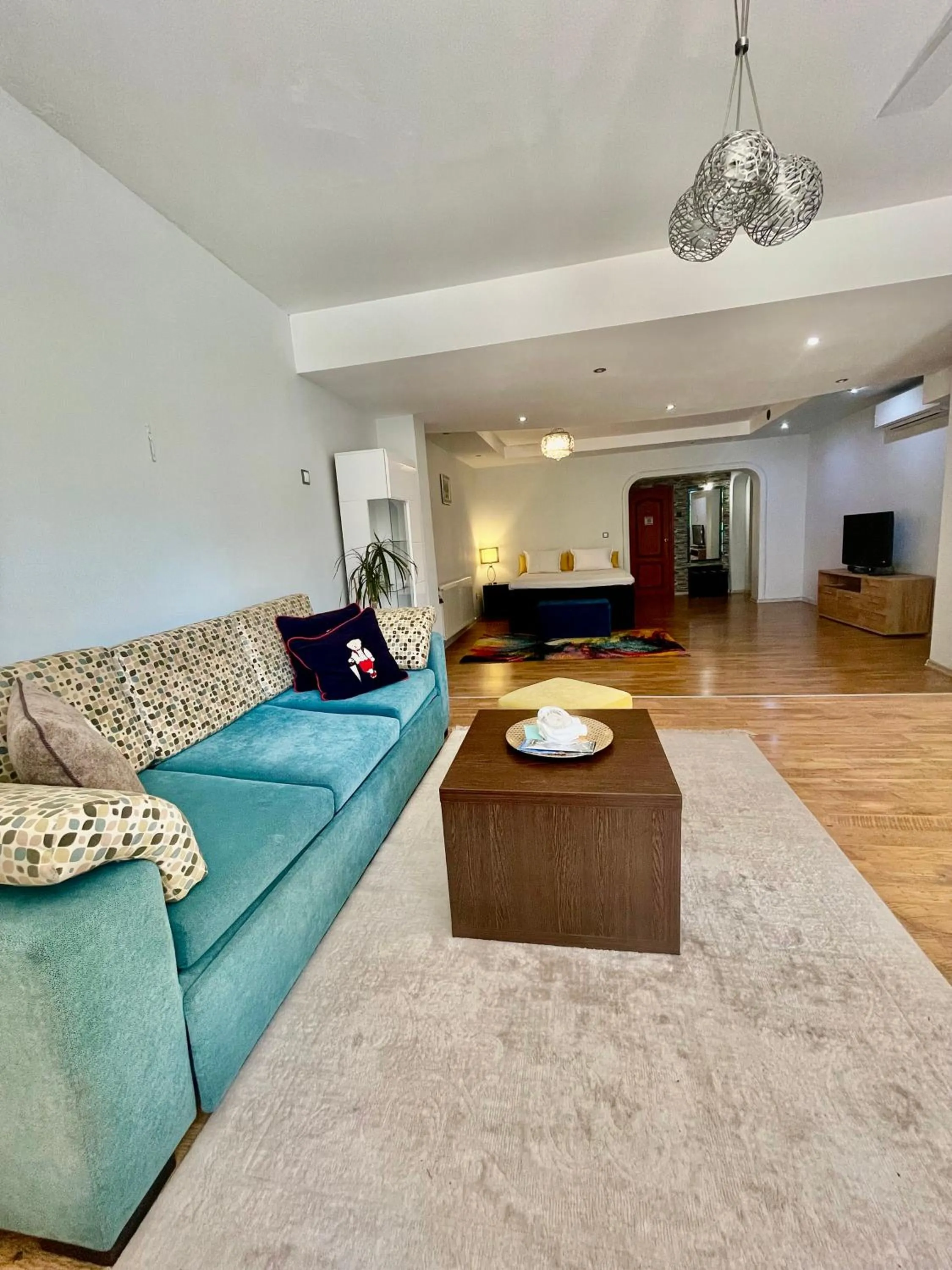 Living room in White Rose Guest Rooms