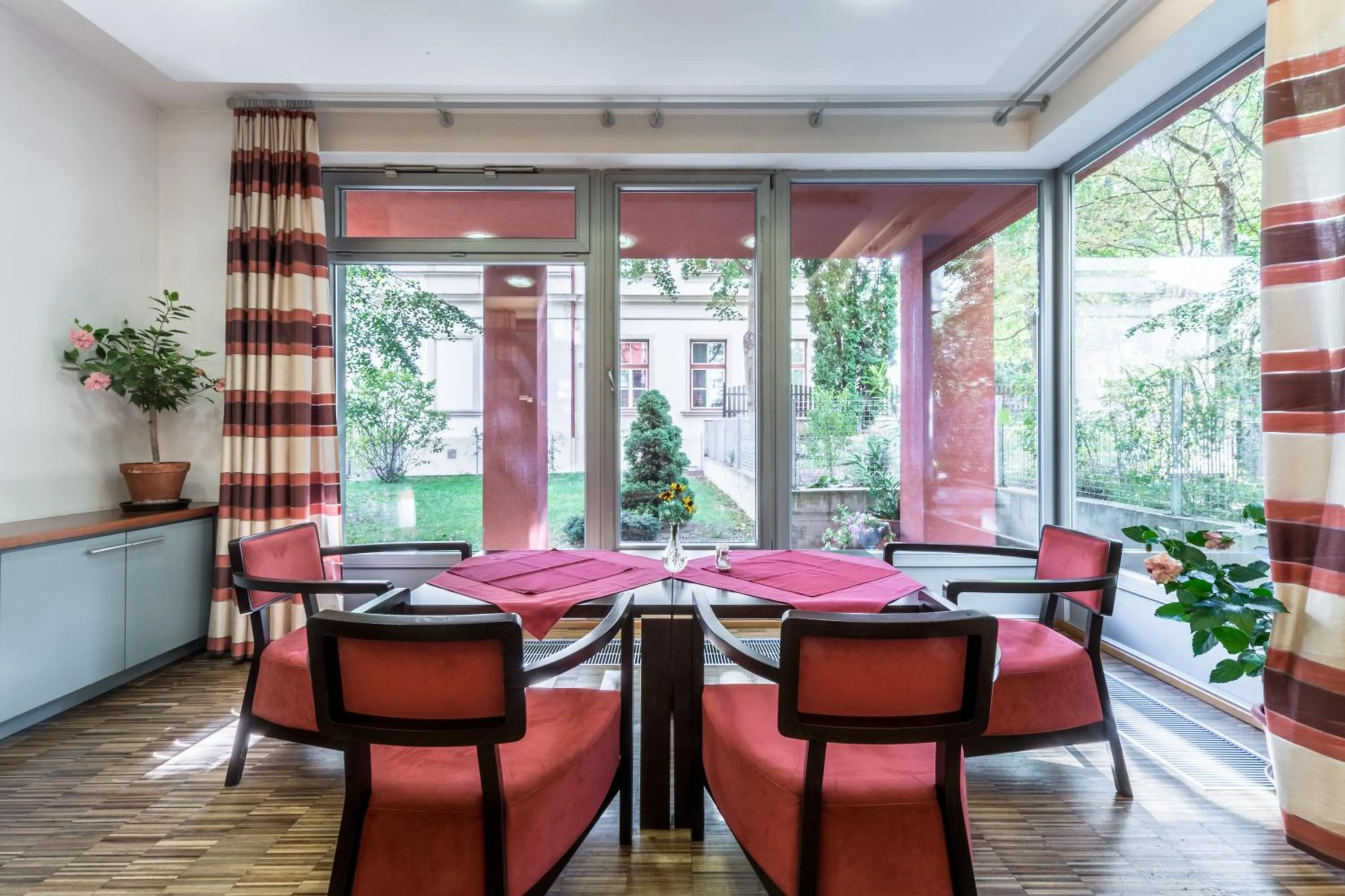 Communal lounge/ TV room in Penzion Palouček