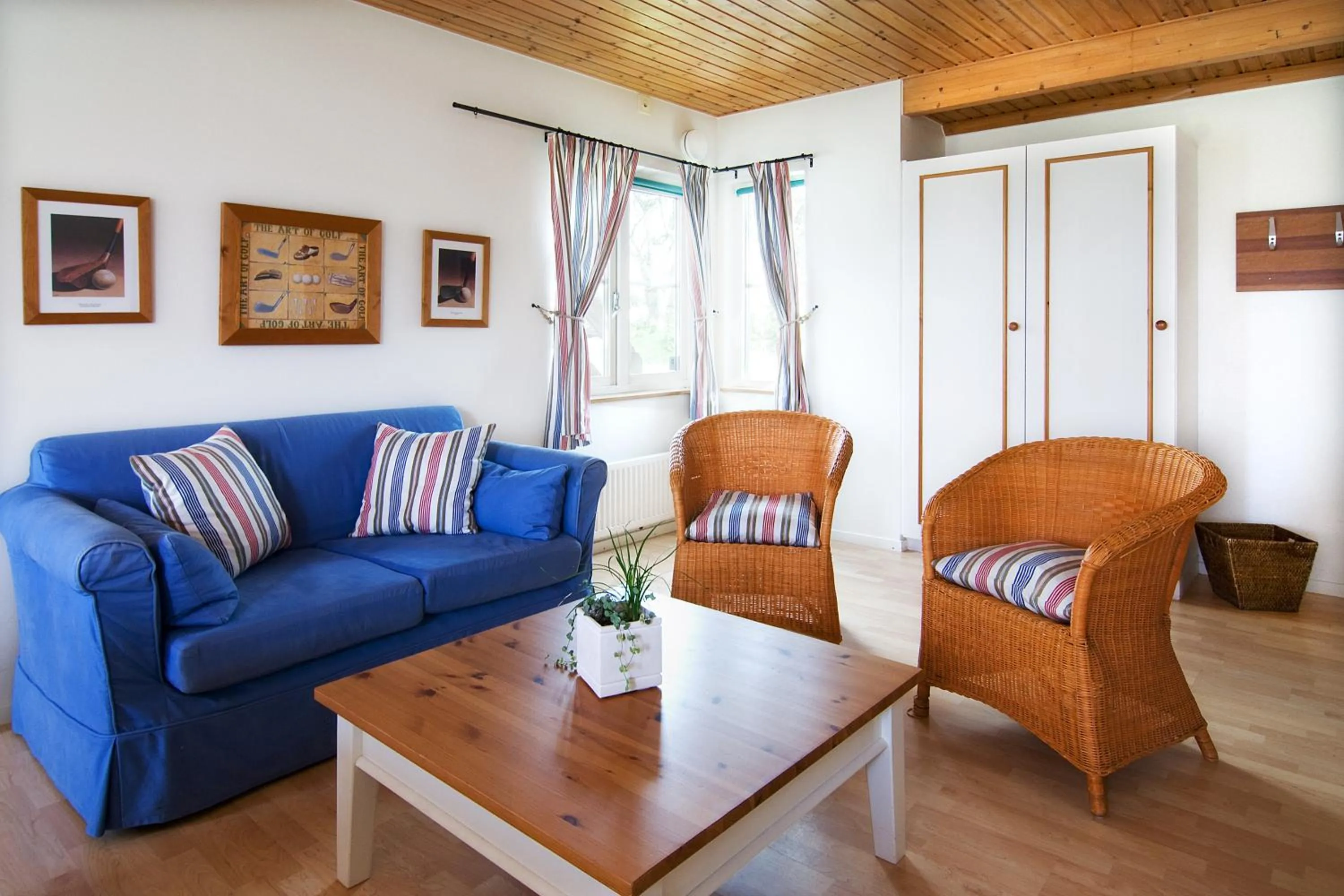 Photo of the whole room in Abbekås Golfrestaurang & Hotell