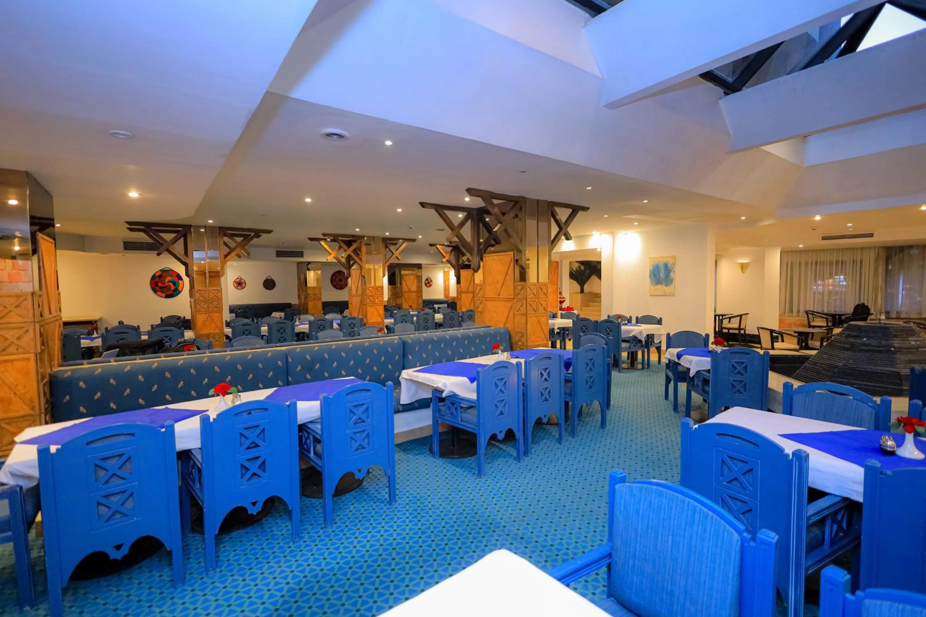 Restaurant/places to eat in Cleopatra Hotel