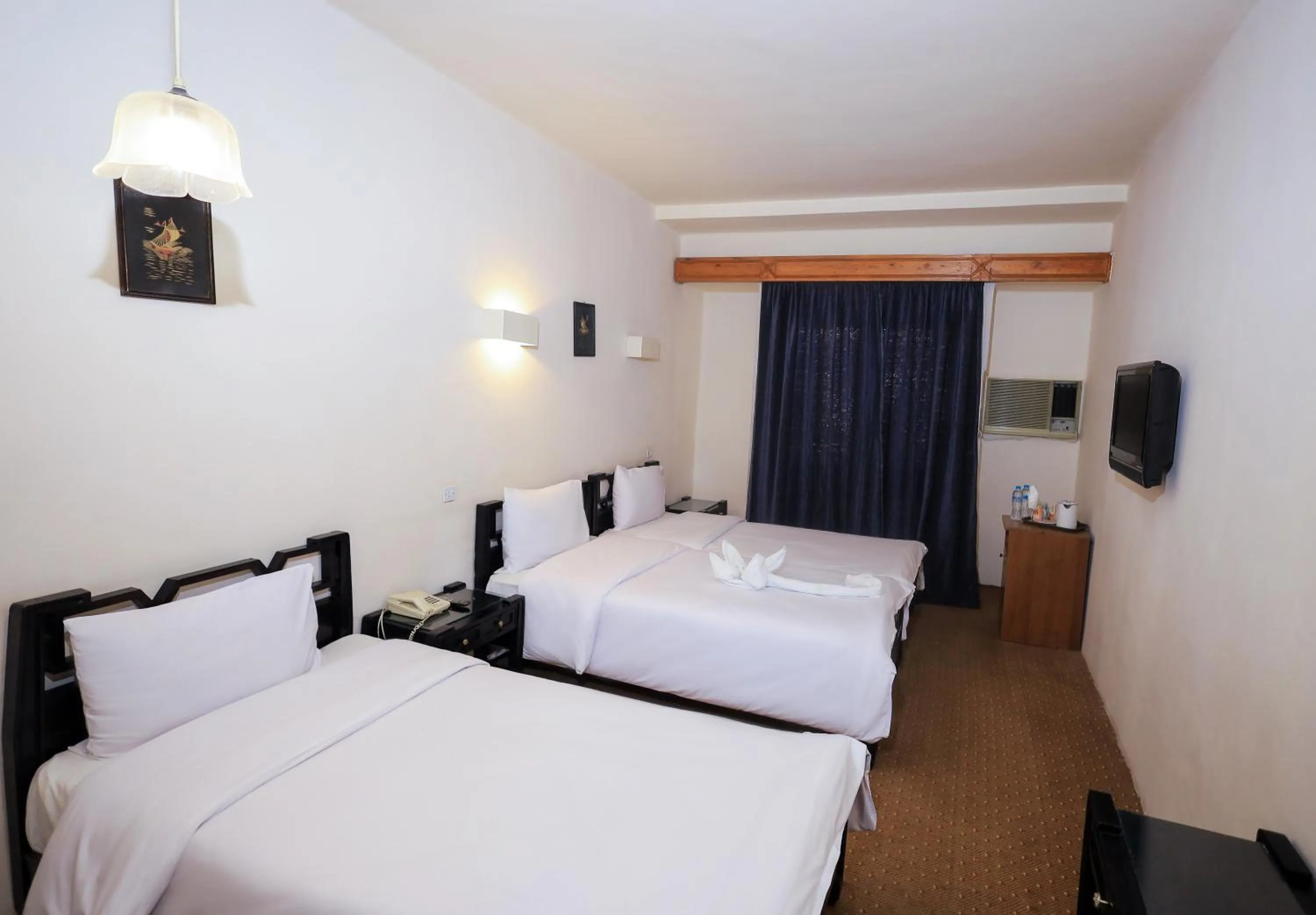 Bed in Cleopatra Hotel