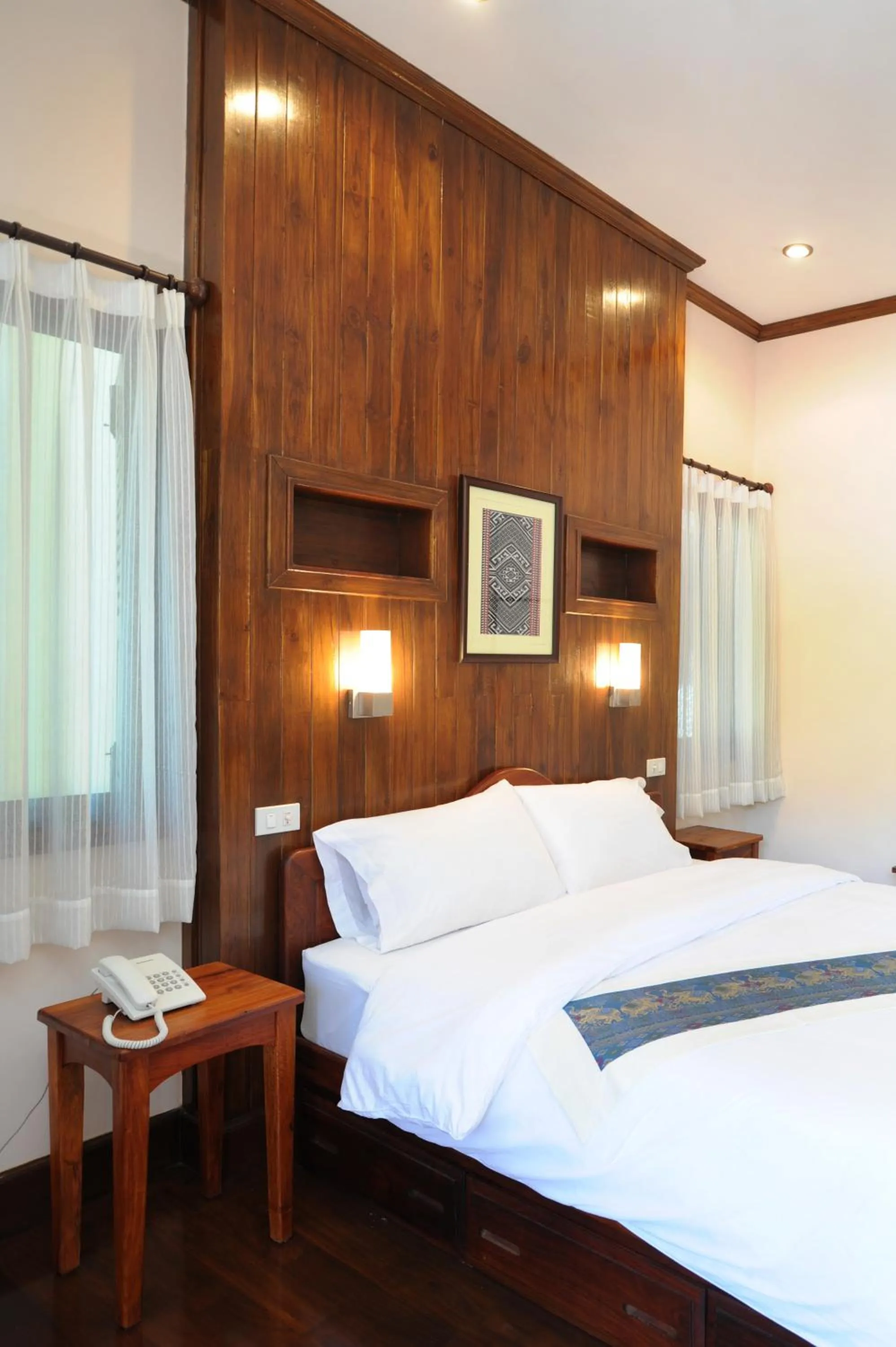 Photo of the whole room, Bed in Pakhongthong Villa