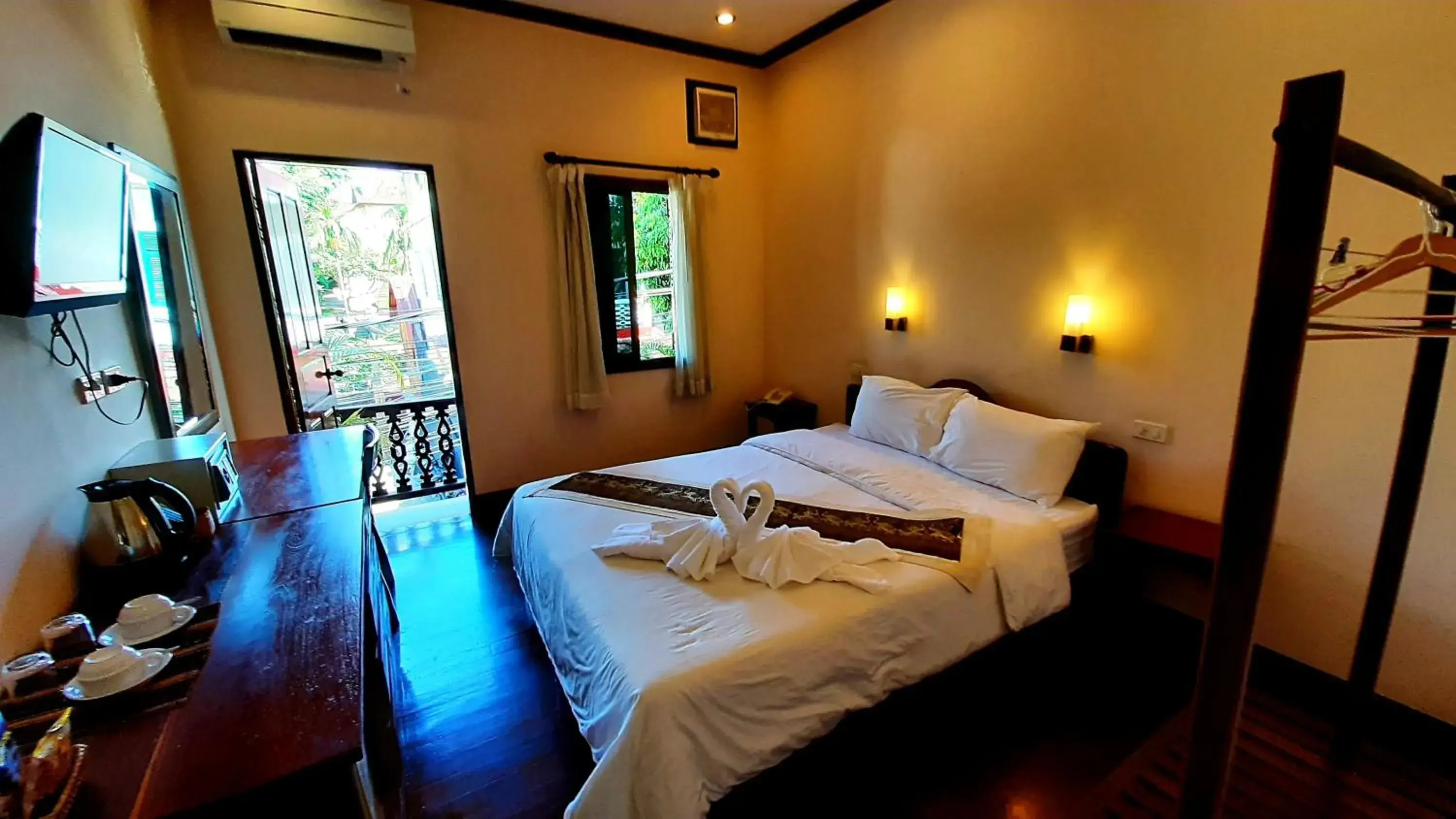Double Room with Balcony in Pakhongthong Villa Double Room with Balcony in Pakhongthong Villa