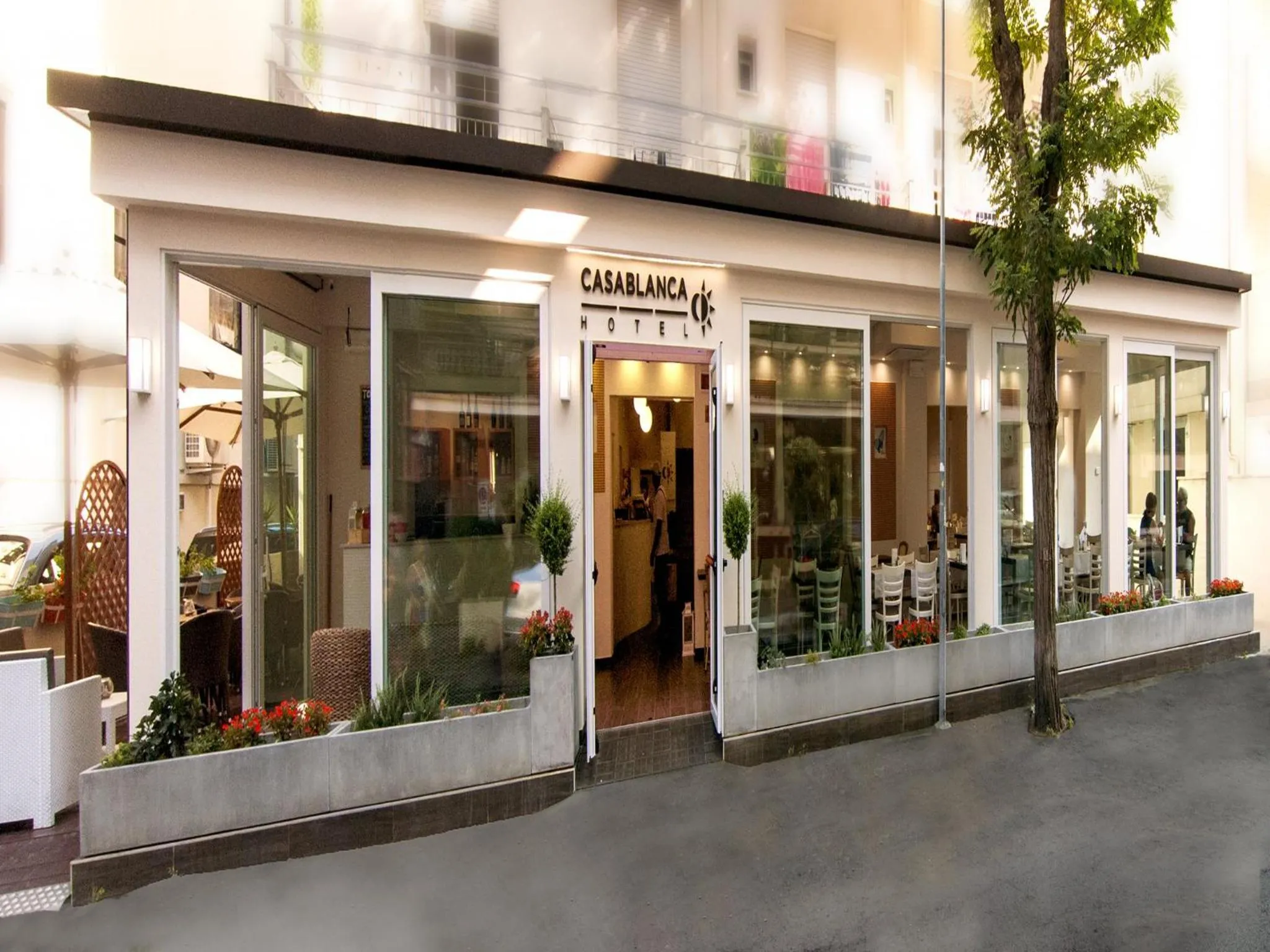 Facade/entrance in Hotel Casablanca