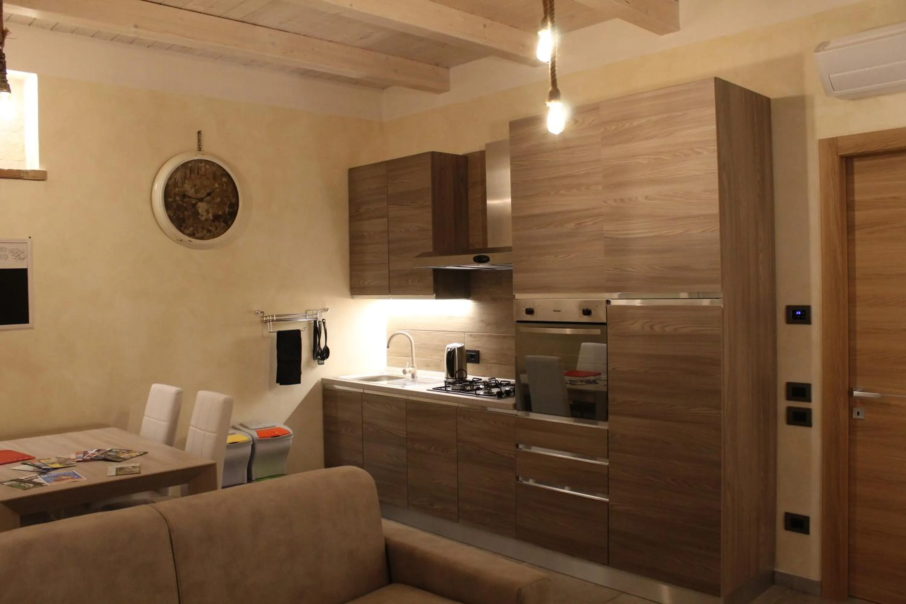 Kitchen or kitchenette in Villa Martina