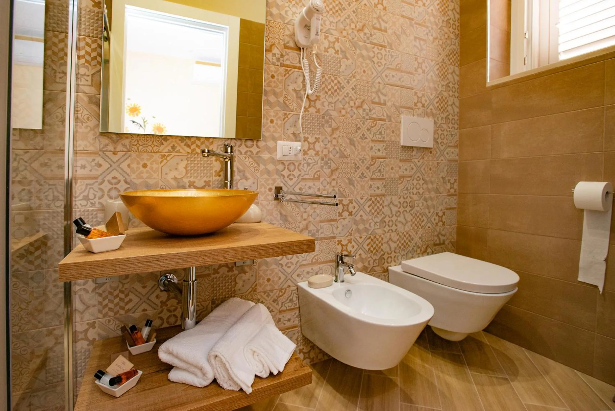 Shower in b&b Rita, nel cuore del Salento