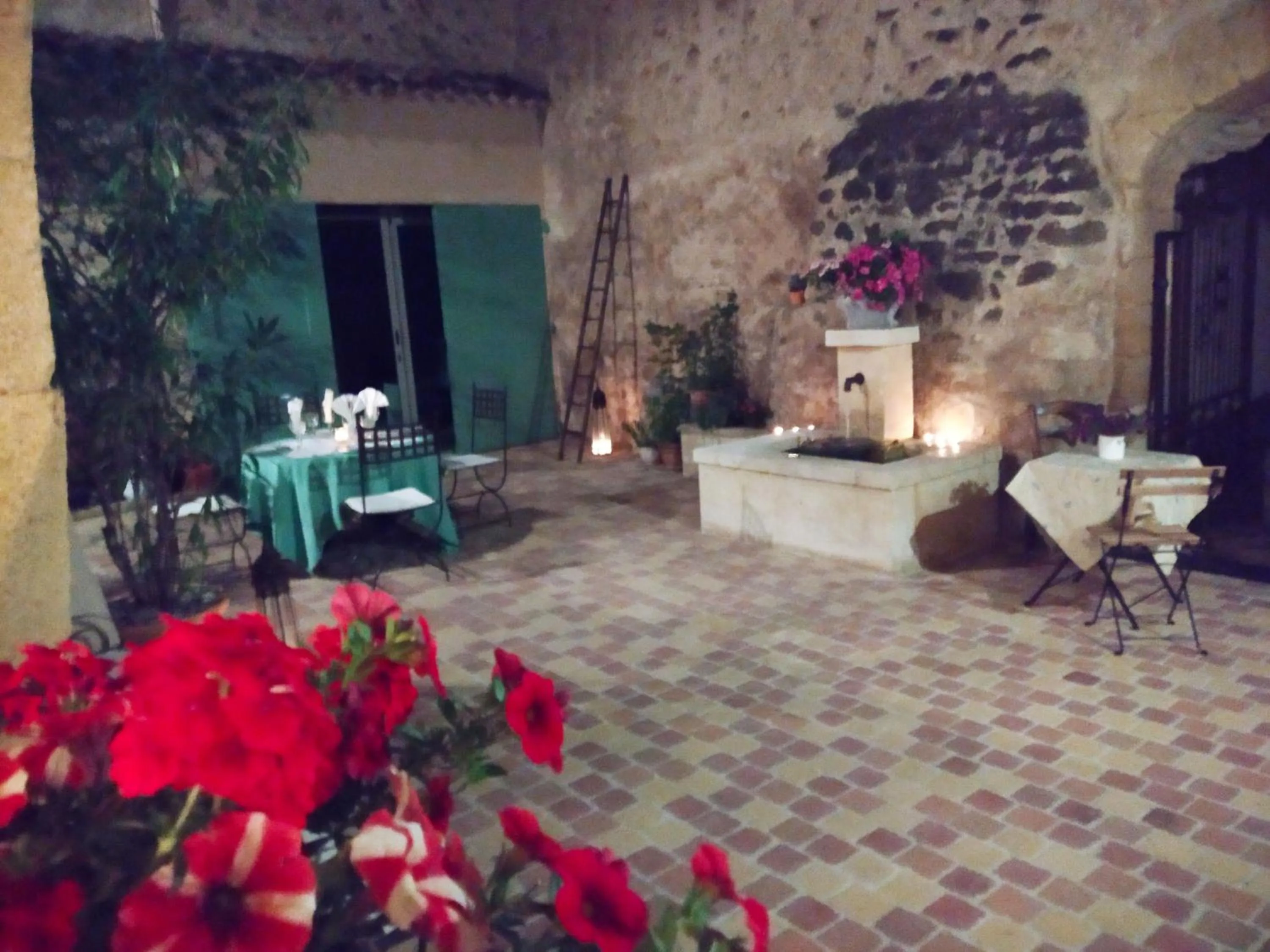 Patio in Le Térébinthe B&B