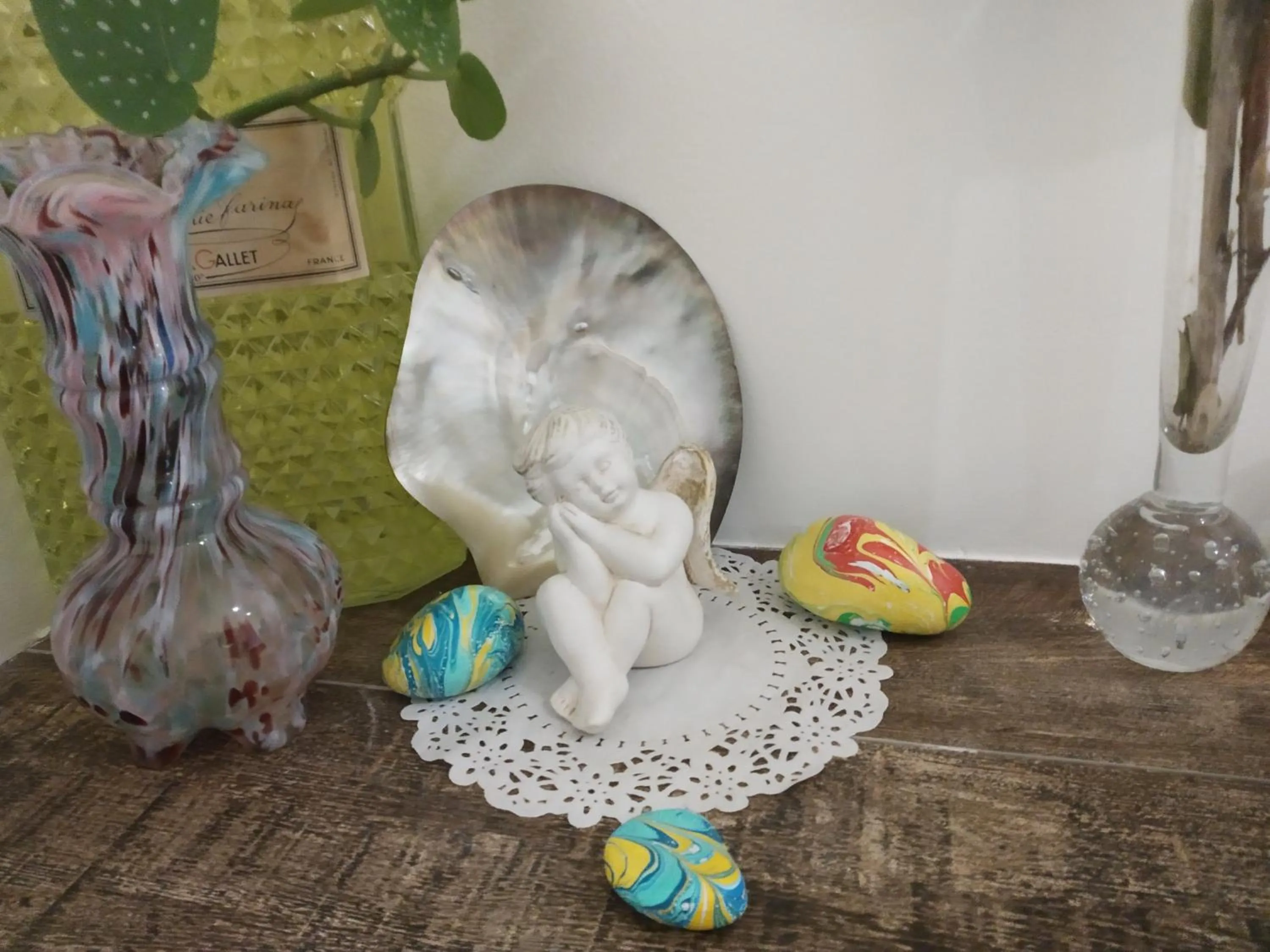 Decorative detail in Le Térébinthe B&B