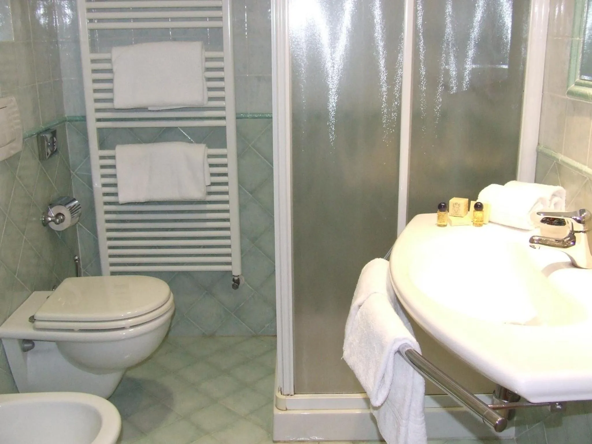 Bathroom in Hotel Ghibellino