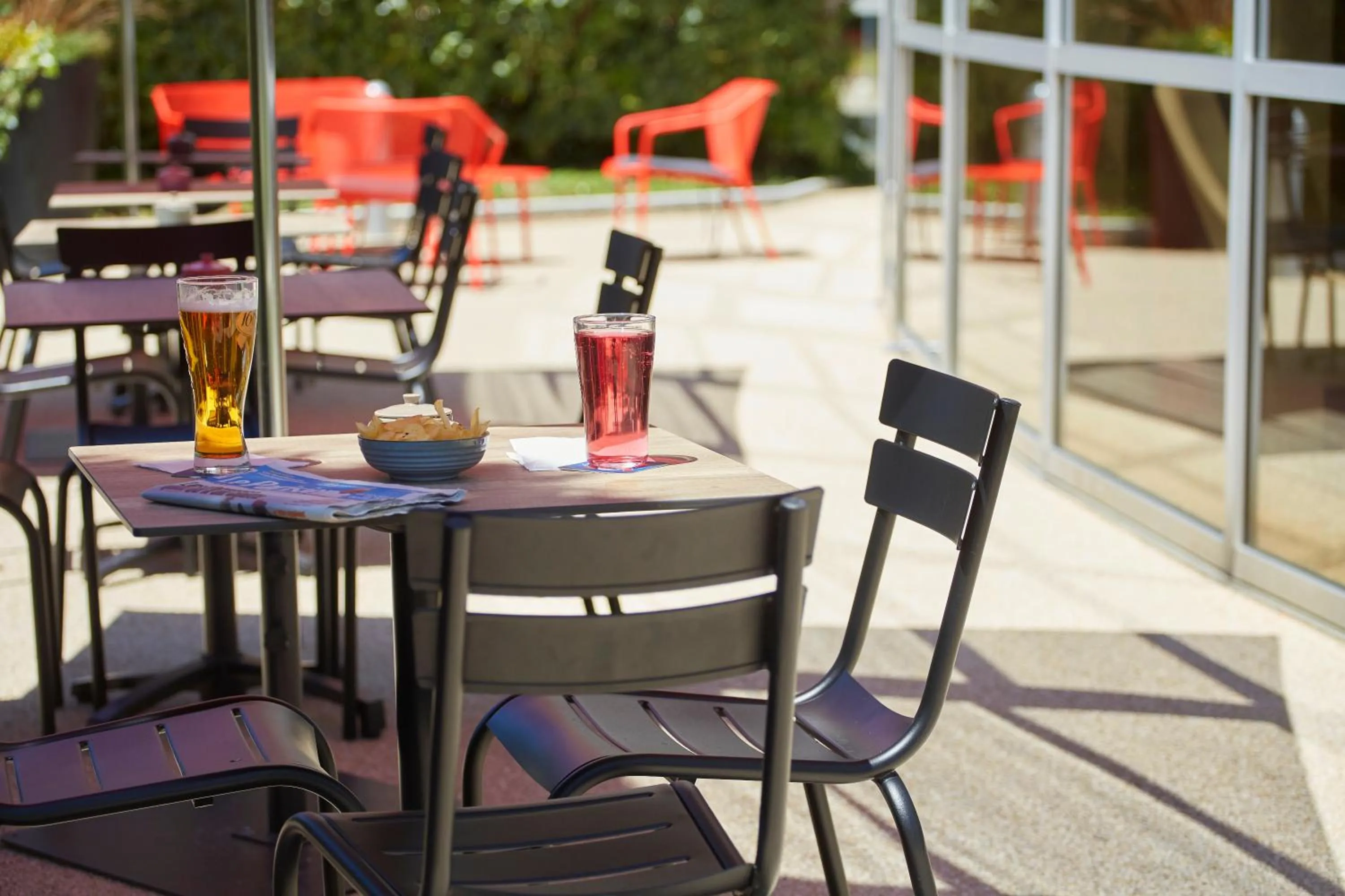 Patio in ibis Archamps Porte de Genève
