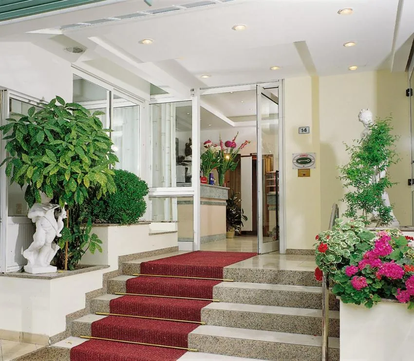 Facade/entrance in Hotel Roby