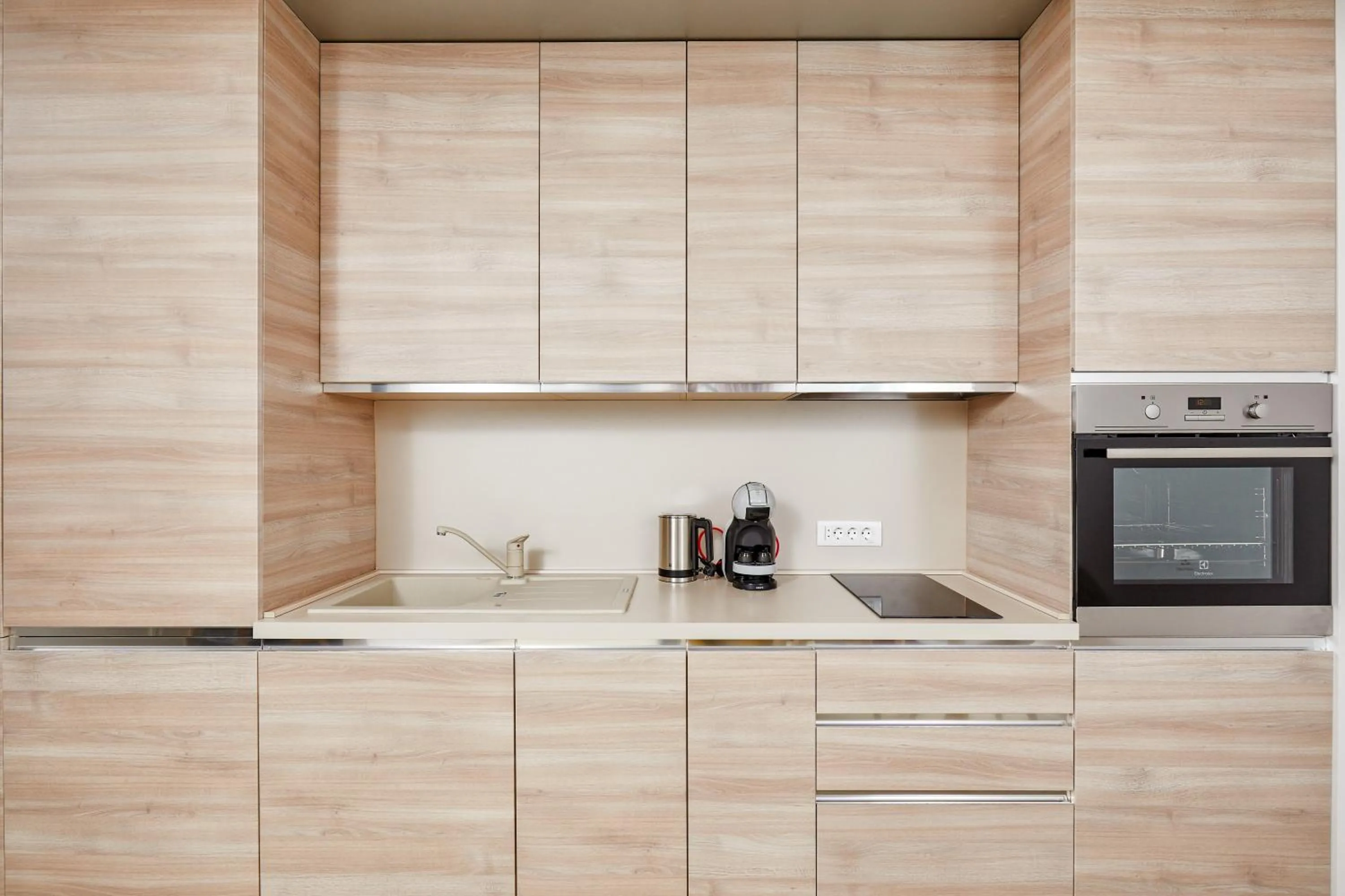 Coffee/tea facilities in MAISON W