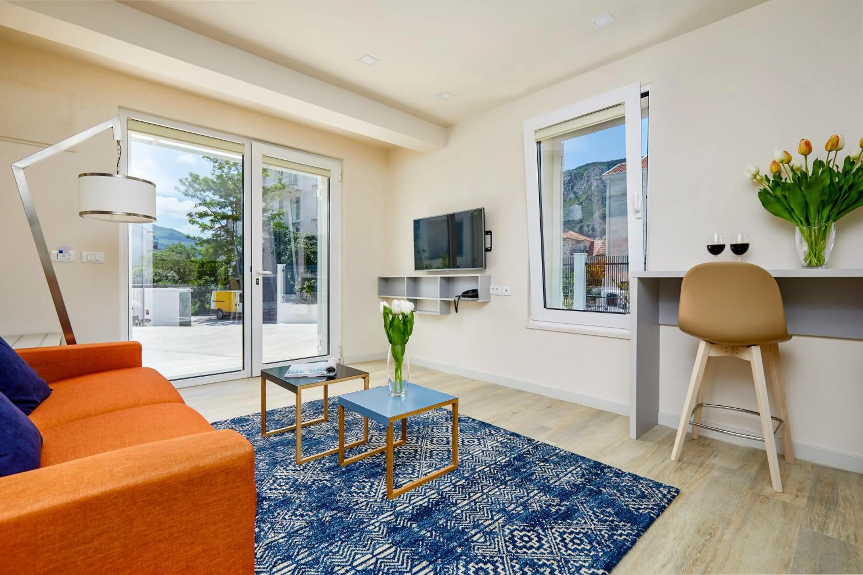 Communal lounge/ TV room in MAISON W