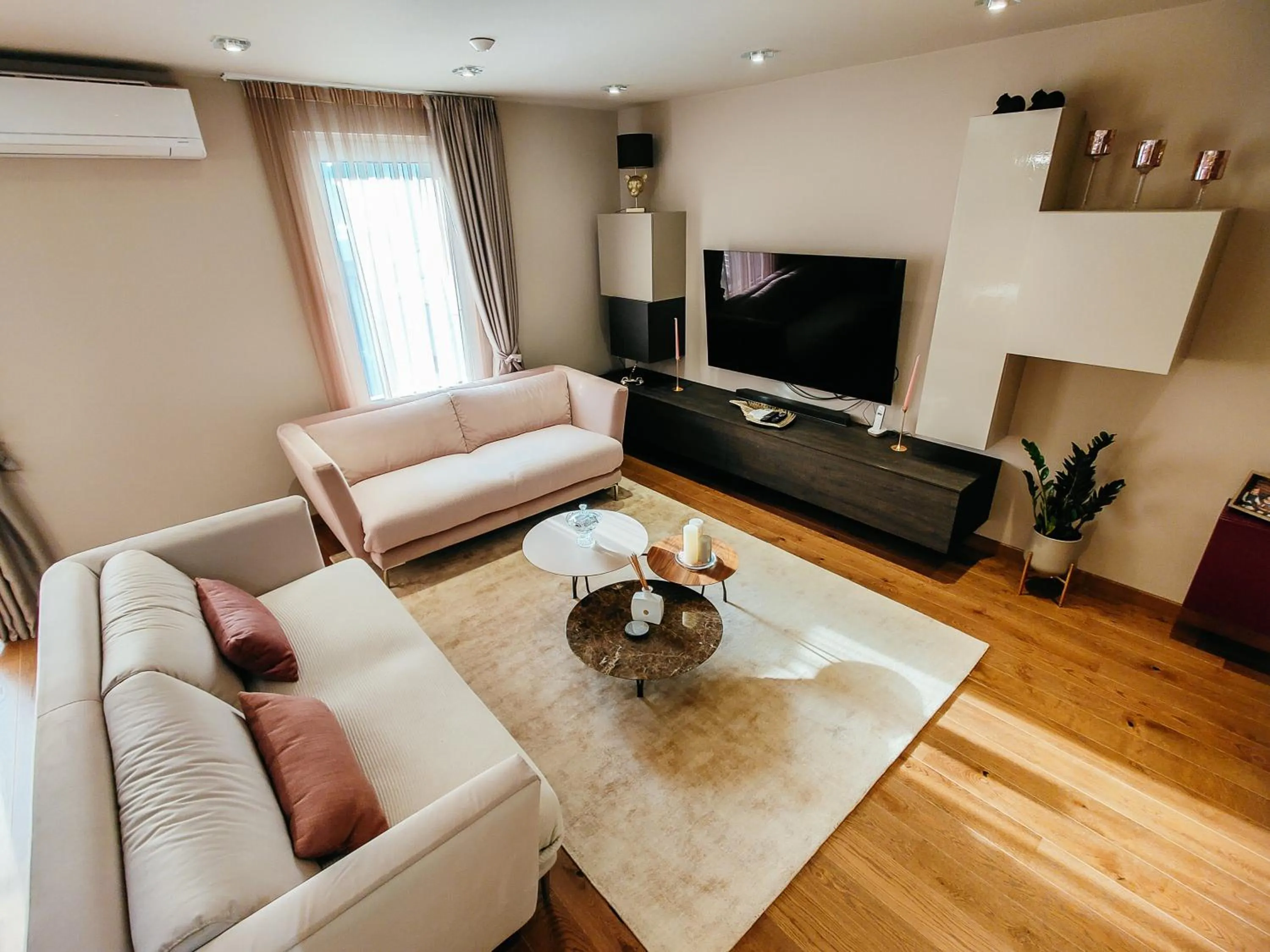 TV and multimedia in MAISON W