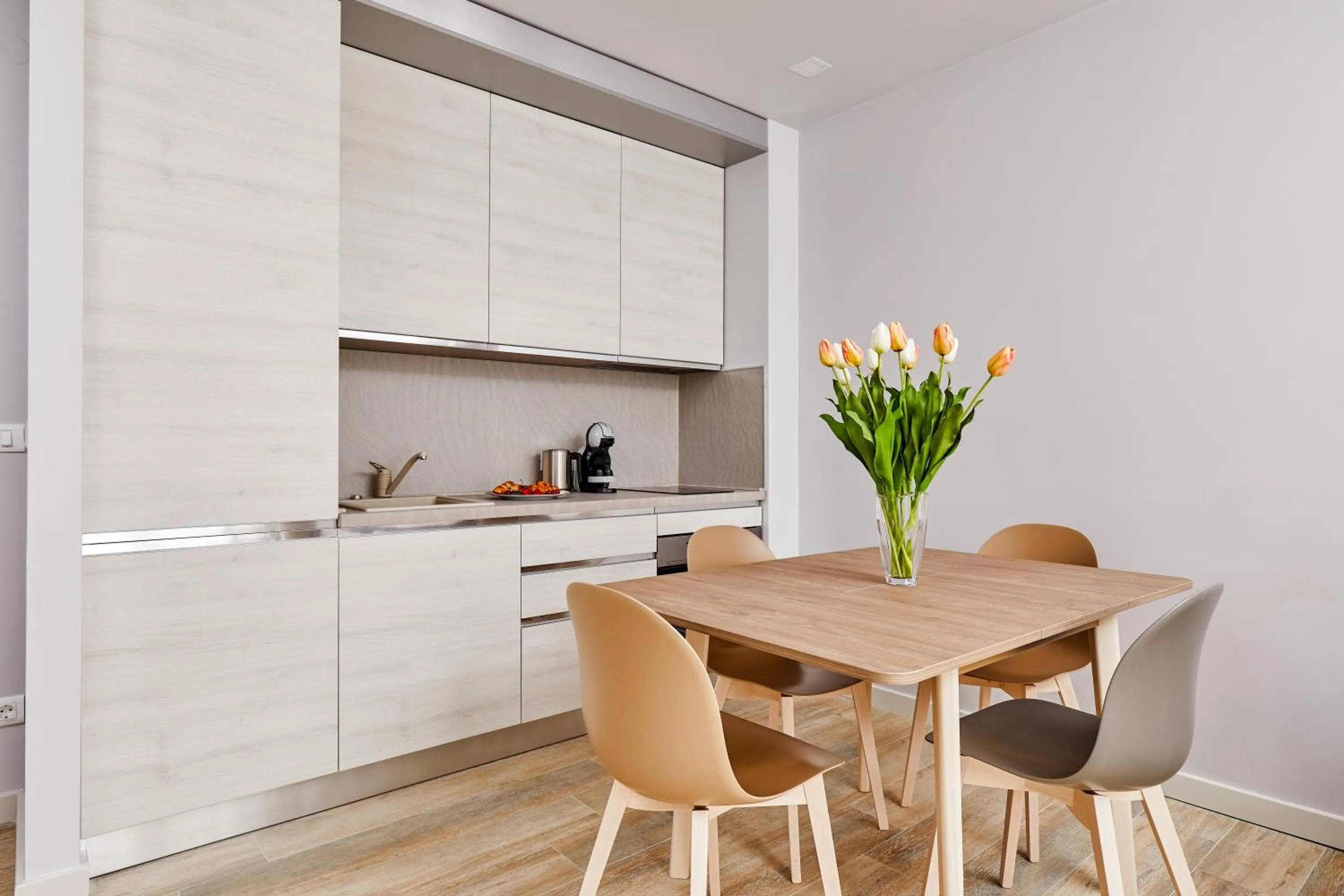 Coffee/tea facilities in MAISON W