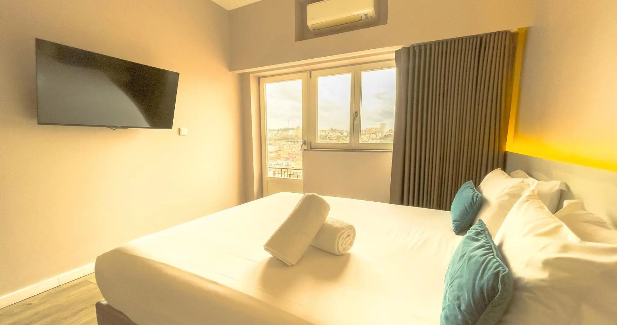 Bedroom, Bed in PipaD'oro by YoursPorto