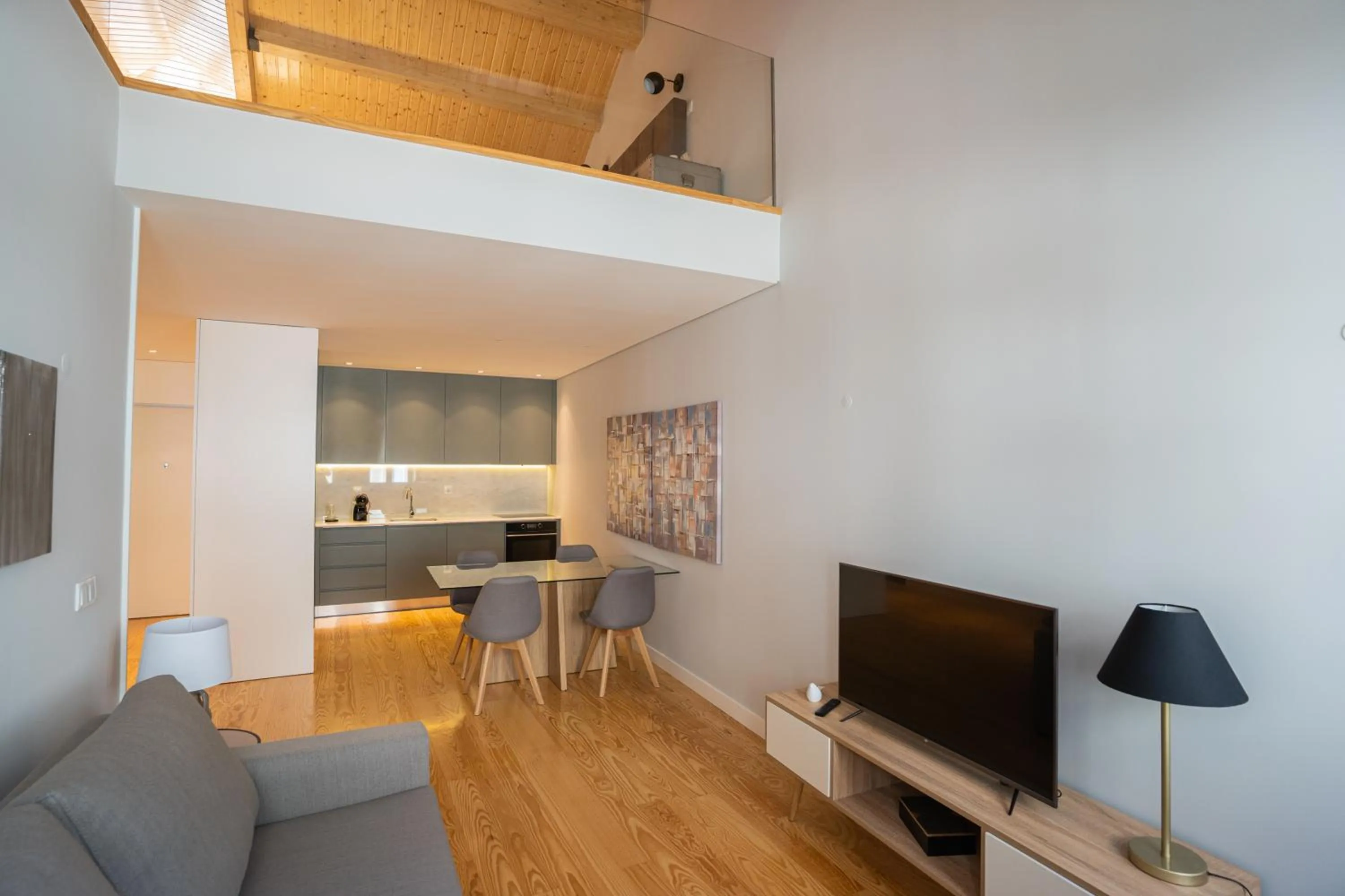 Kitchen or kitchenette in PipaD'oro by YoursPorto