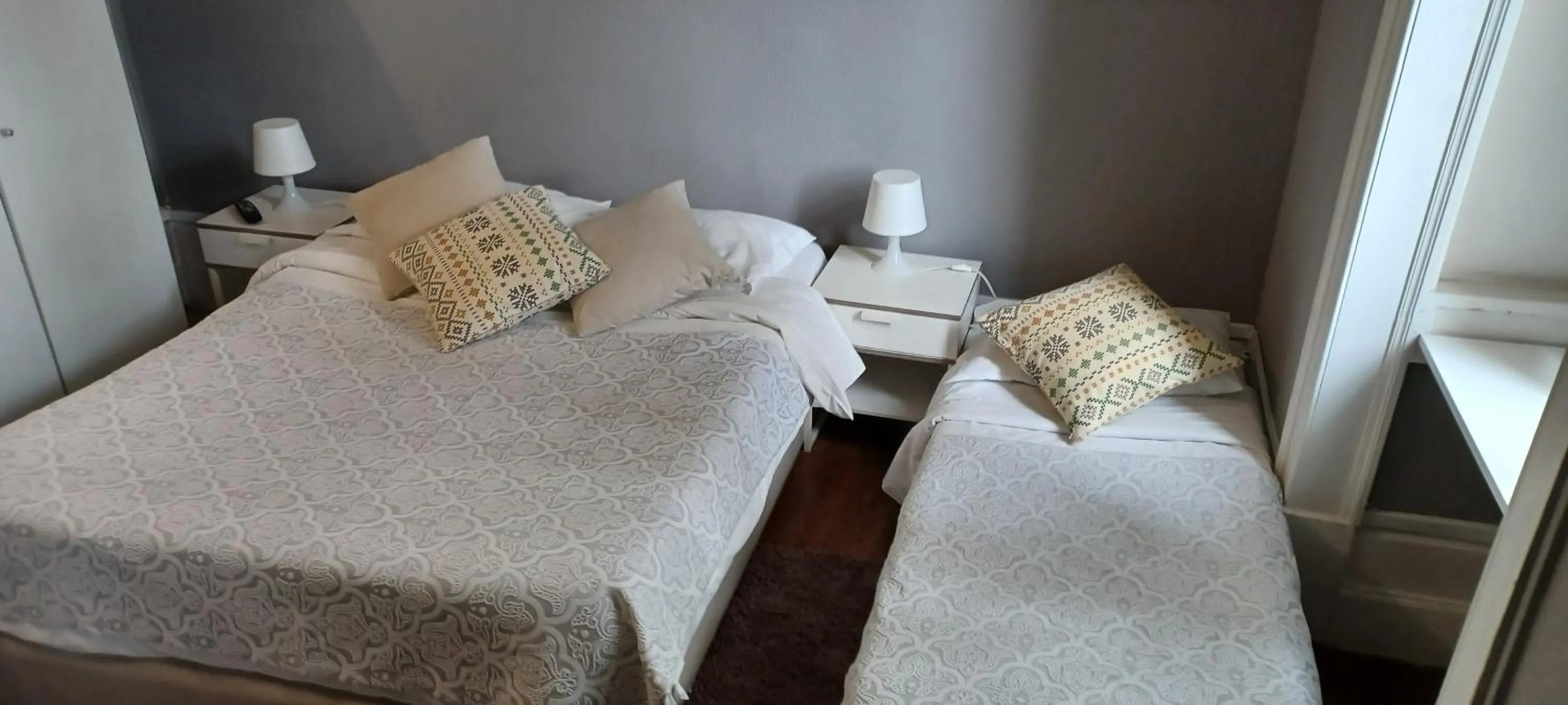 Bed in WW Hostel & Suites