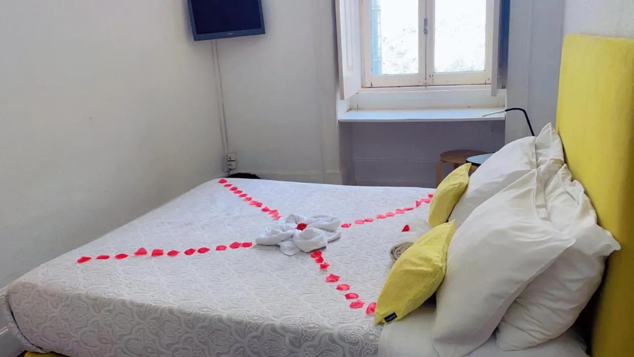 Bed in WW Hostel & Suites