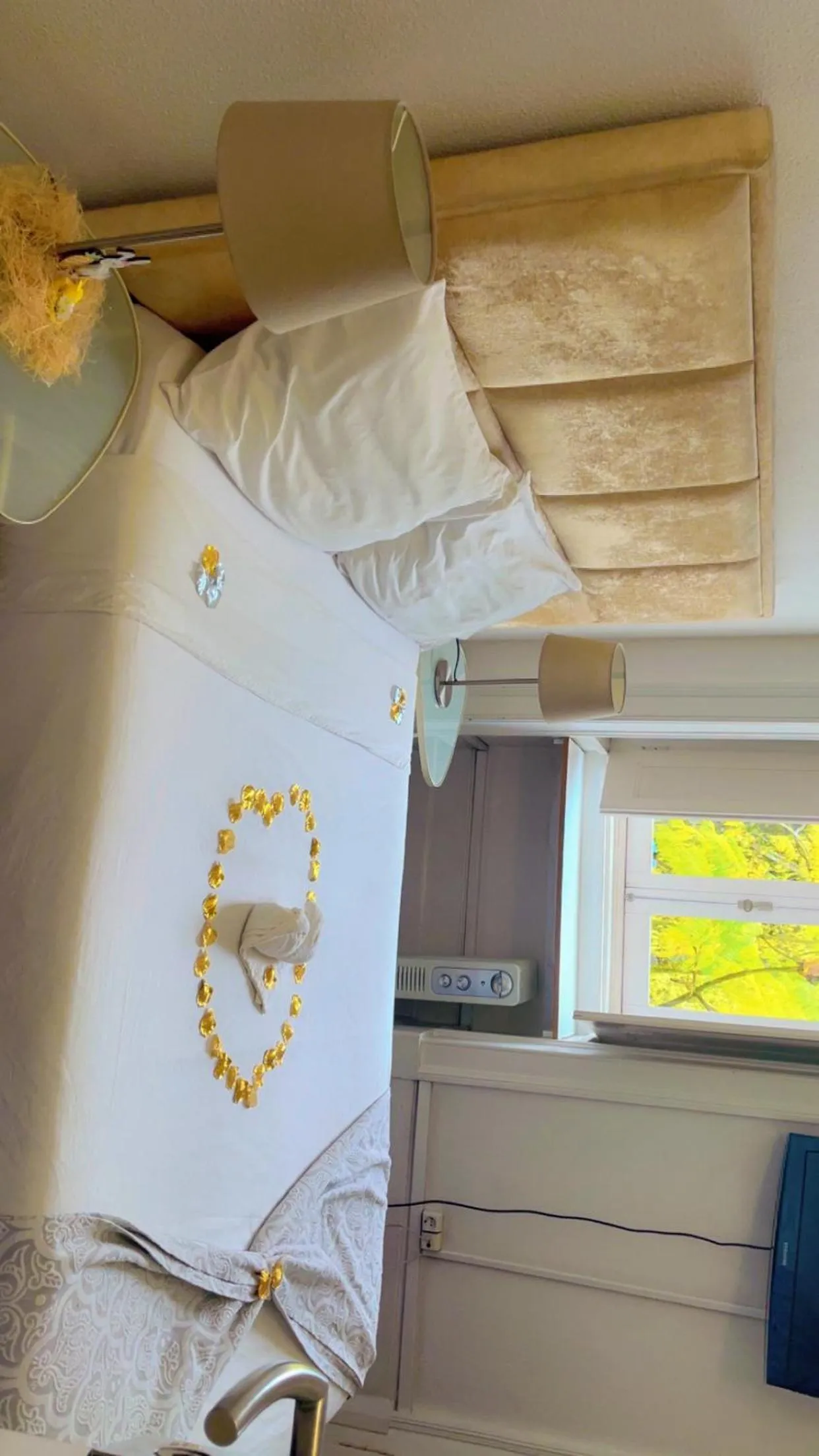 Bed in WW Hostel & Suites