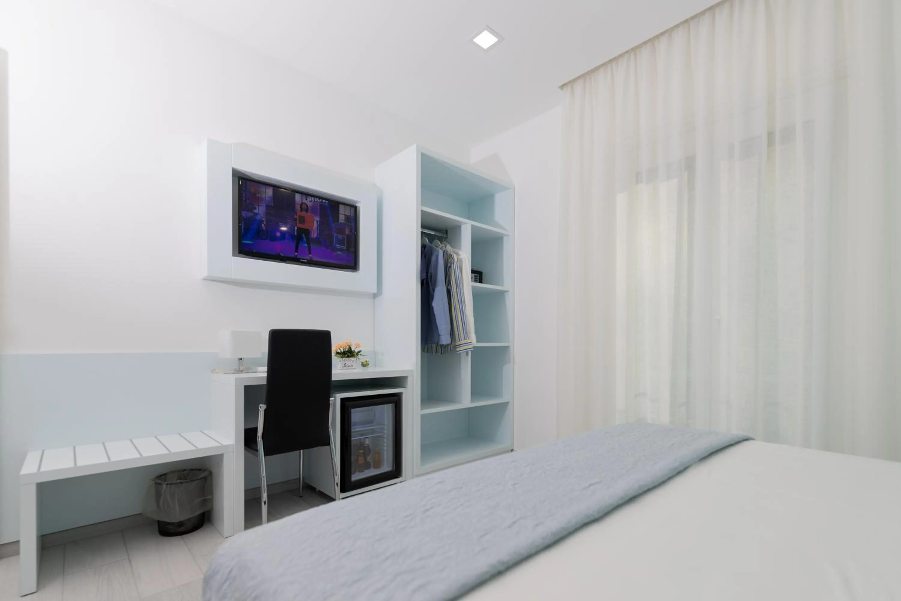 Photo of the whole room in Dreams Tropea Mare "Parking Private"