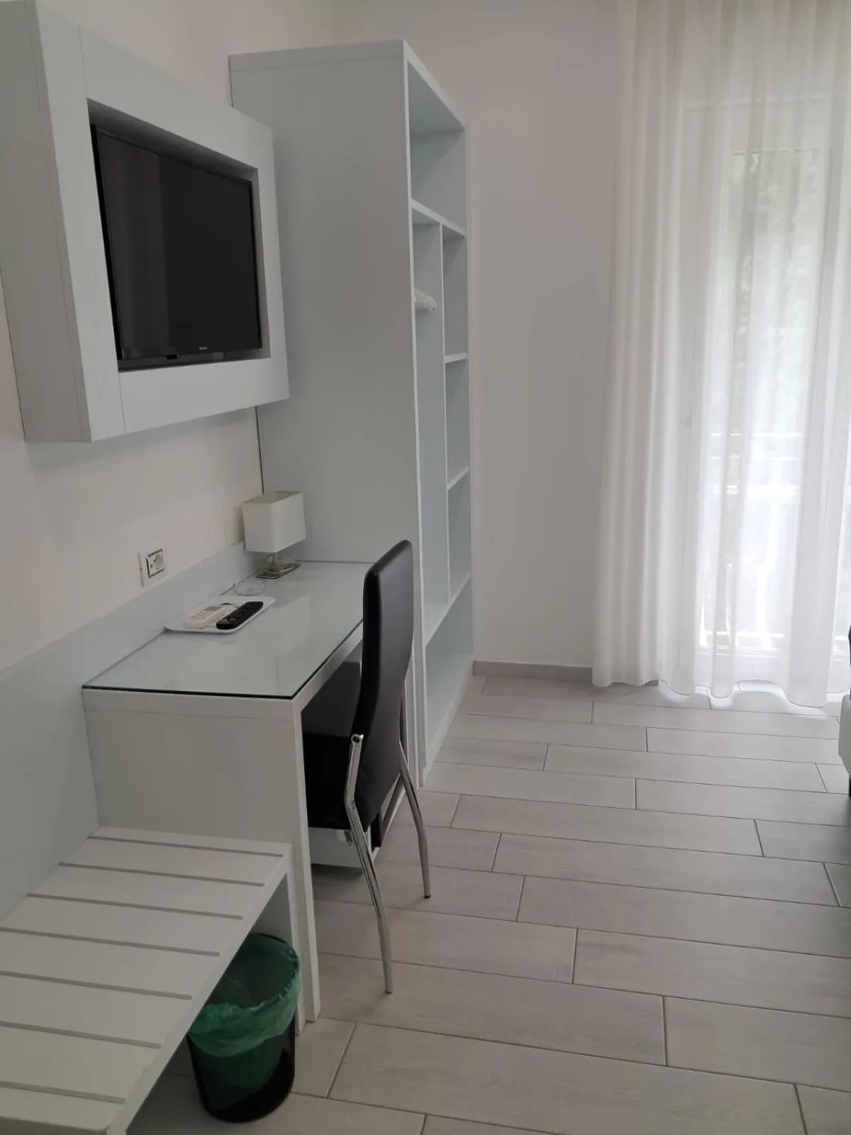 Photo of the whole room in Dreams Tropea Mare "Parking Private"