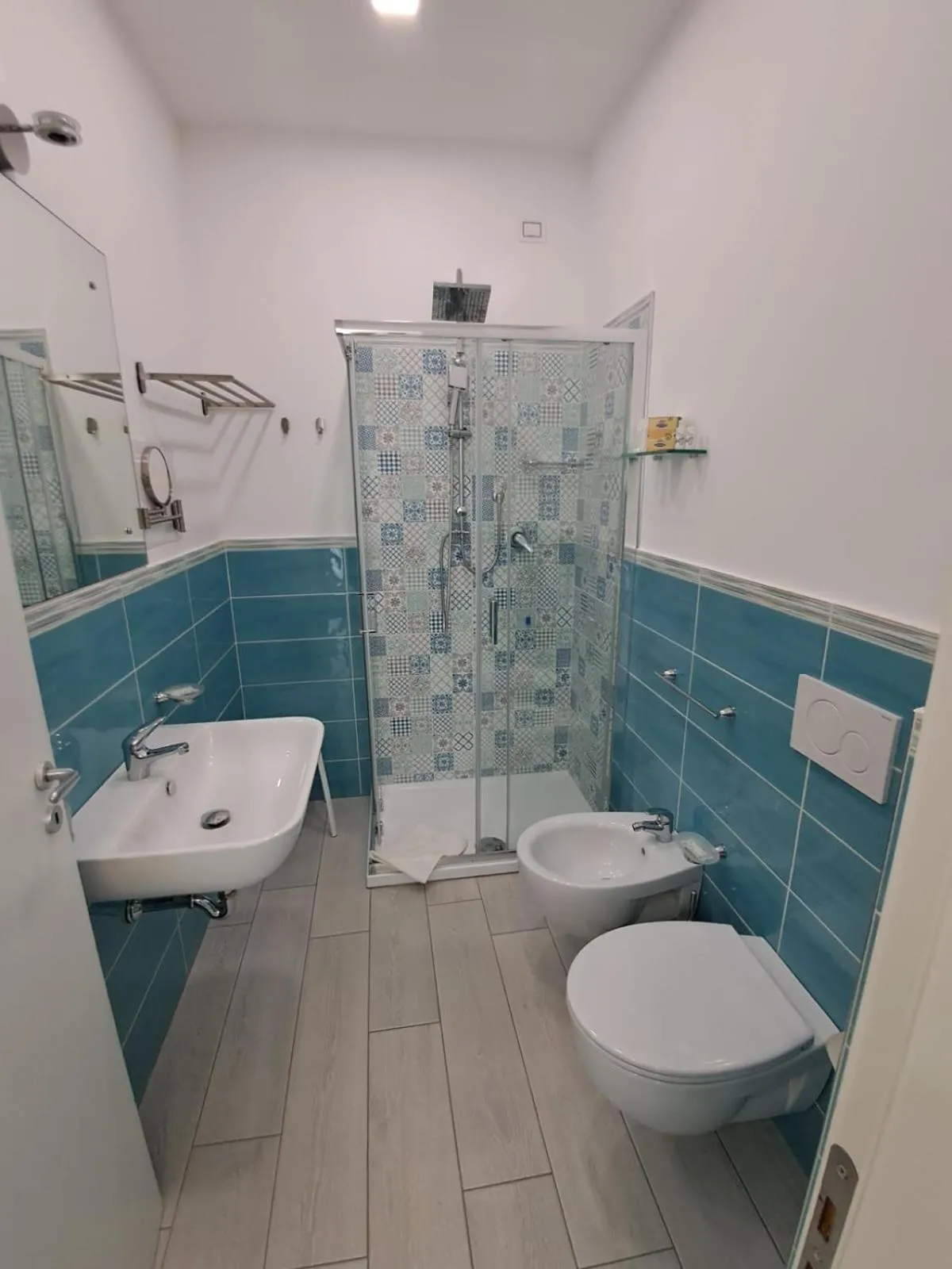 Bathroom in Dreams Tropea Mare "Parking Private"