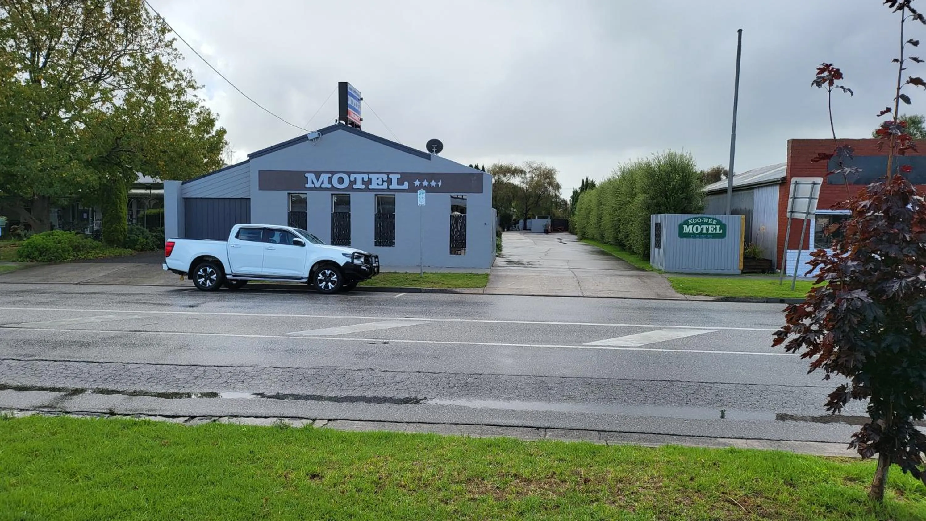 KooWeeRup Motel