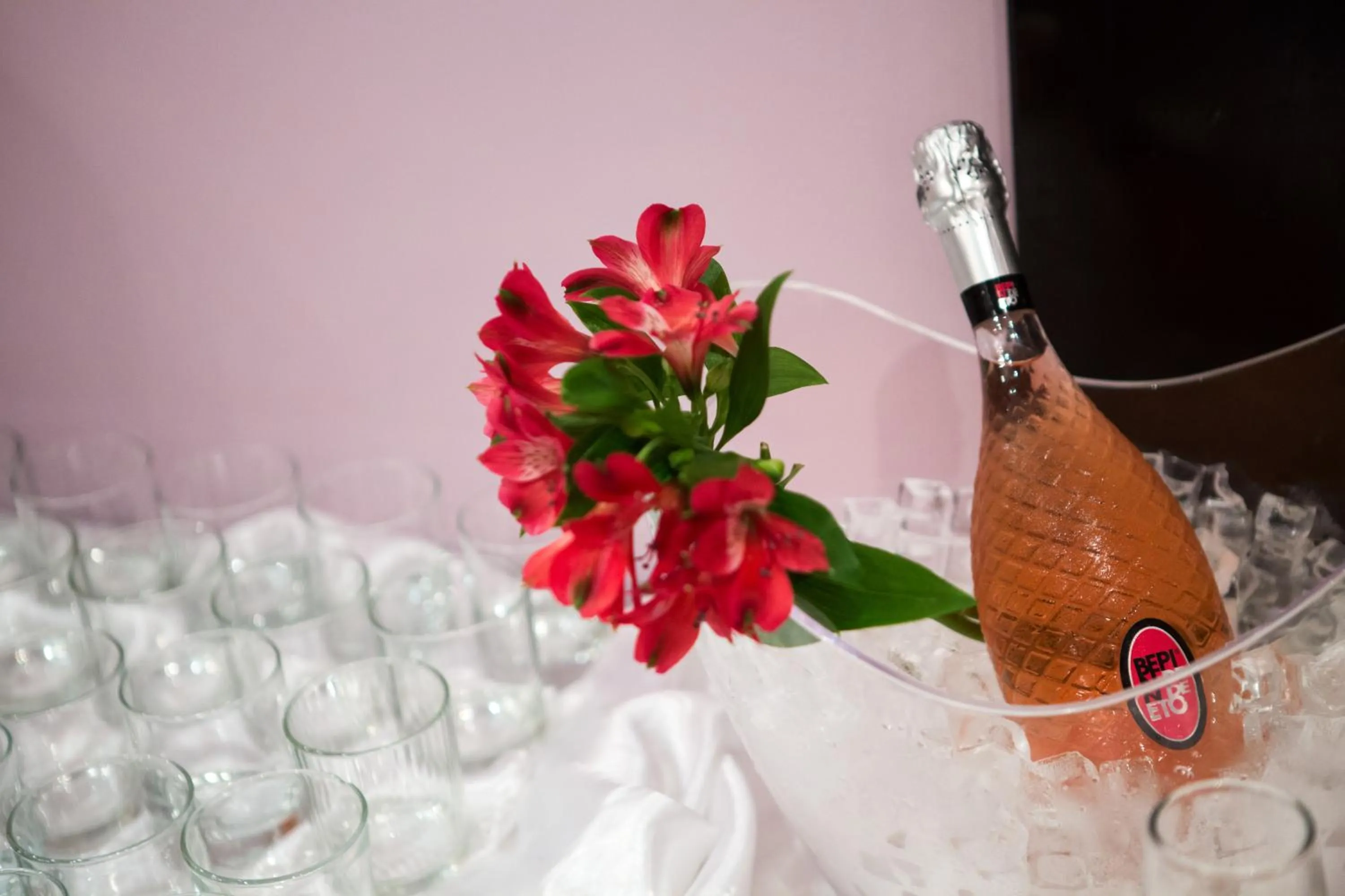 Buffet breakfast in Hotel Dumbrava