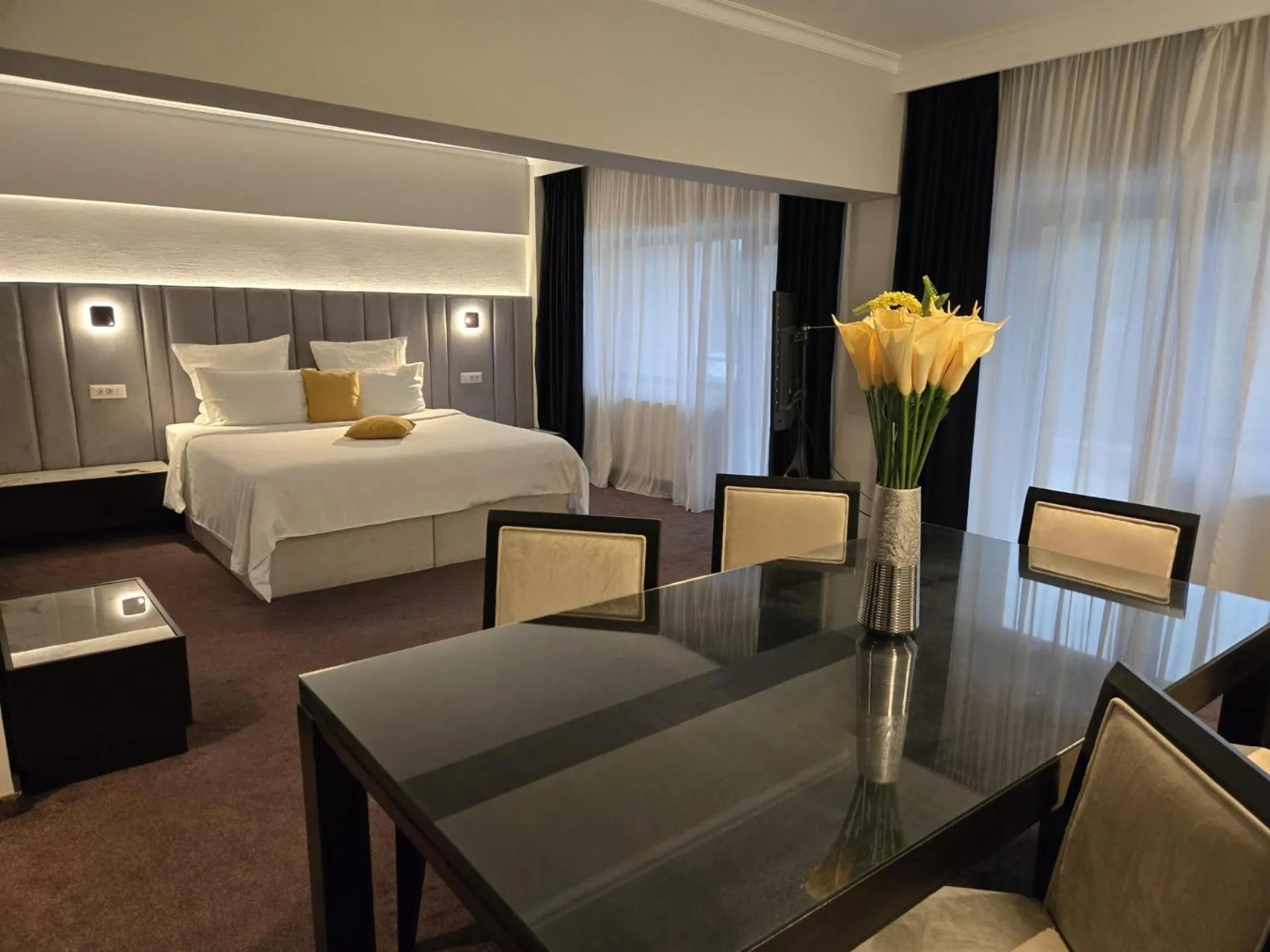 Photo of the whole room, Bed in Hotel Dumbrava