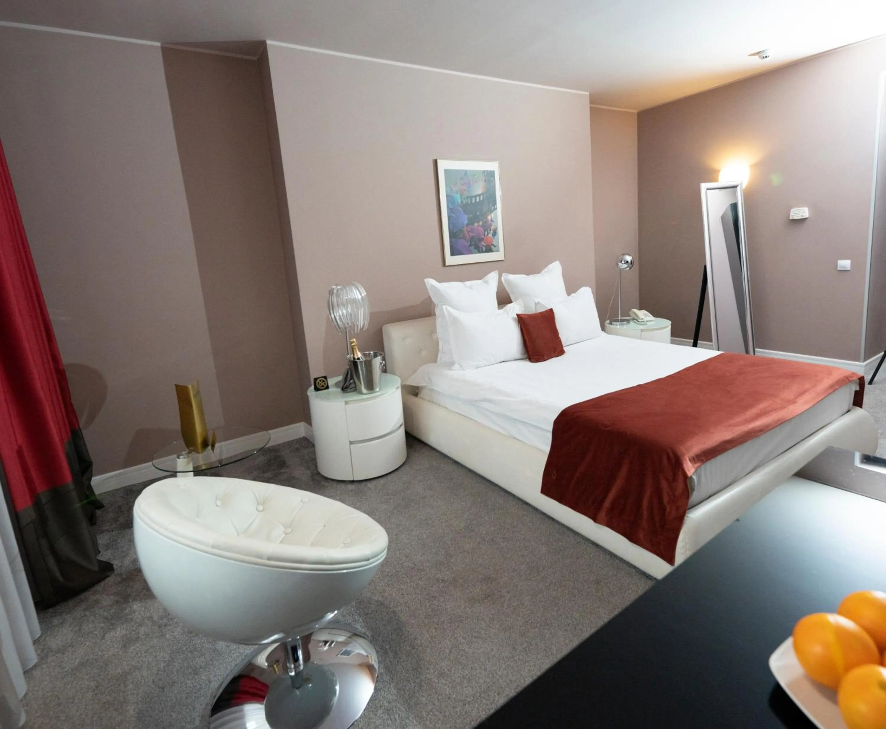 Photo of the whole room, Bed in Hotel Dumbrava