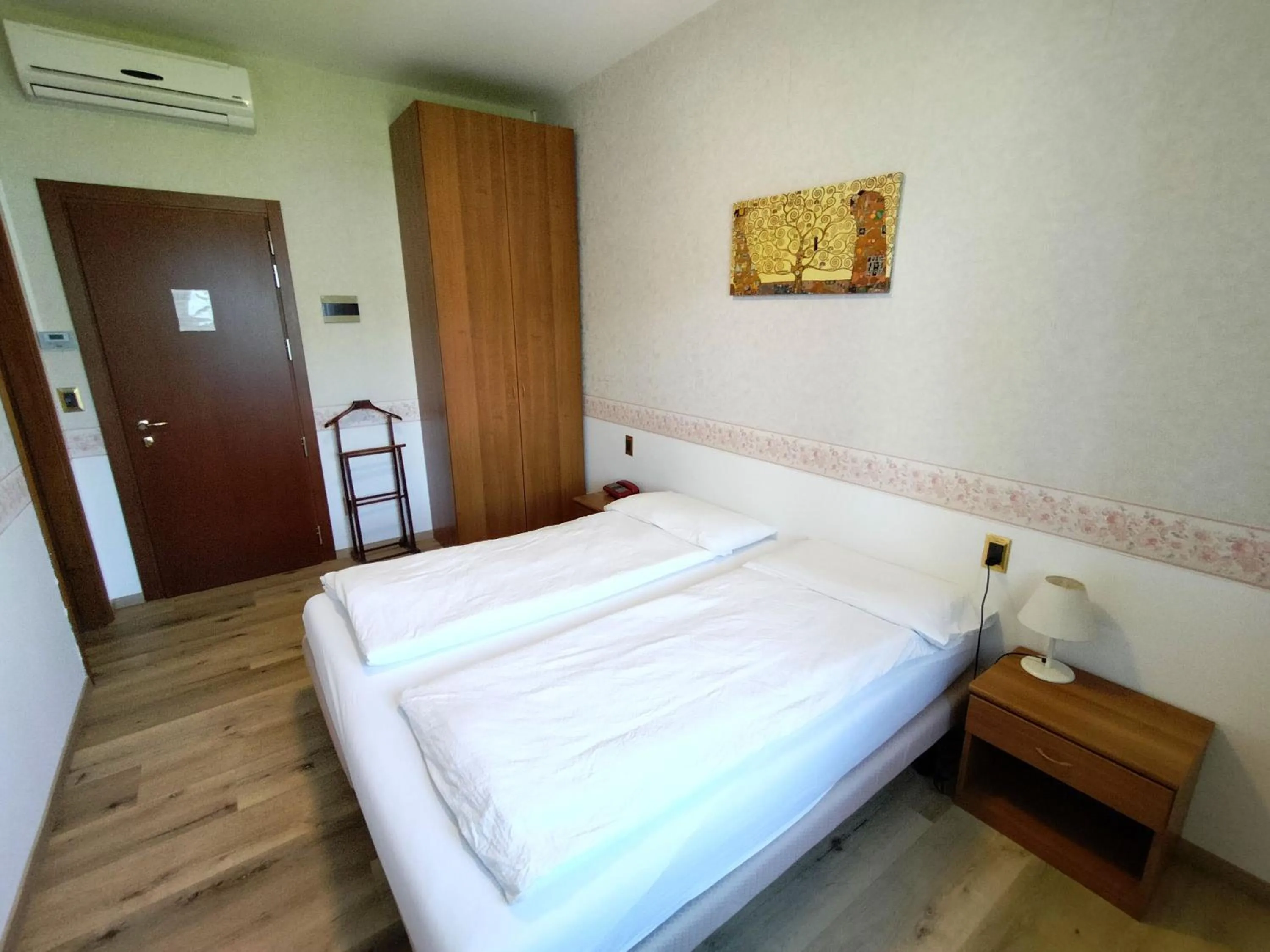 Photo of the whole room, Bed in Hotel S.Maria