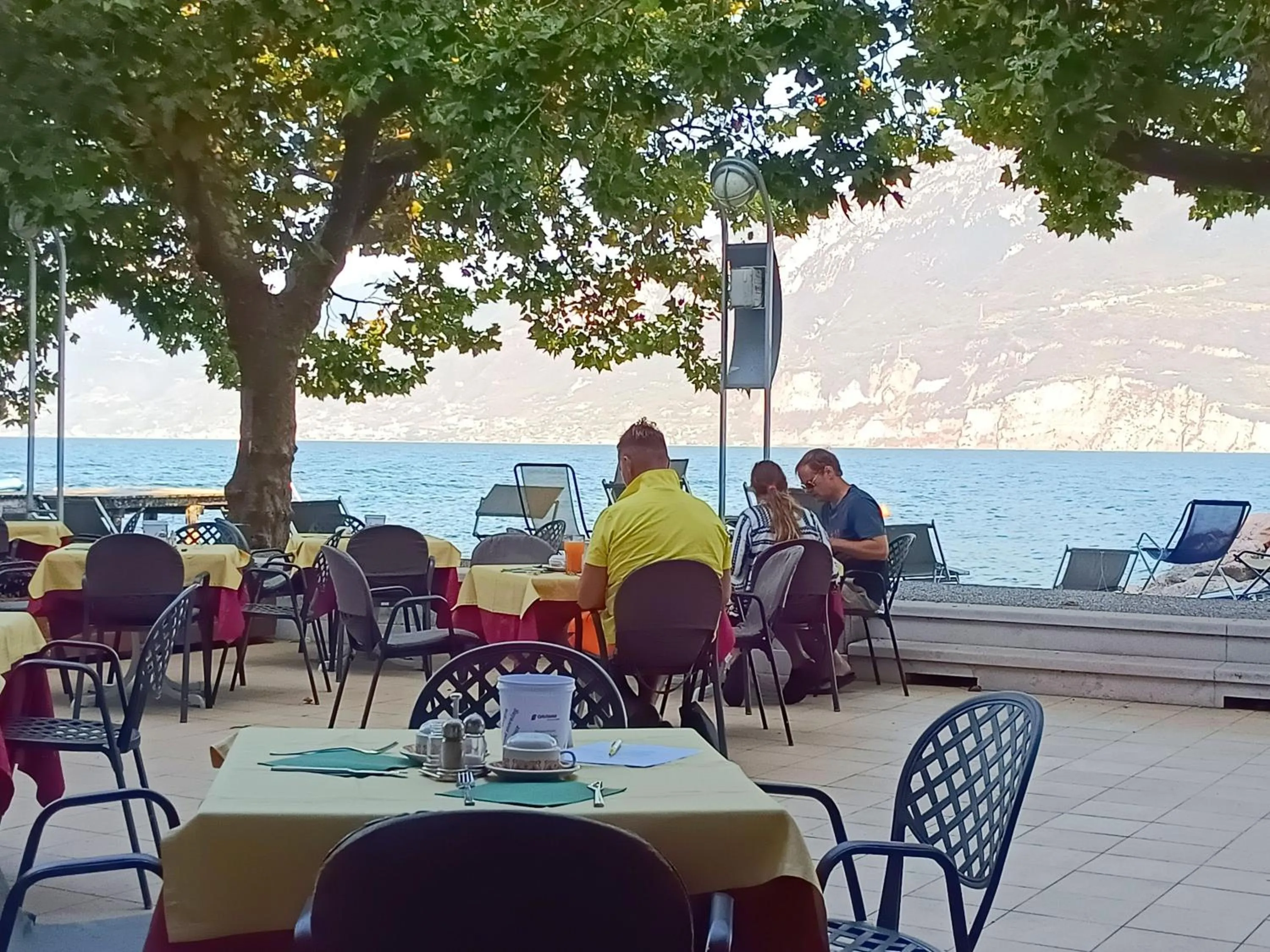 Restaurant/places to eat in Hotel S.Maria