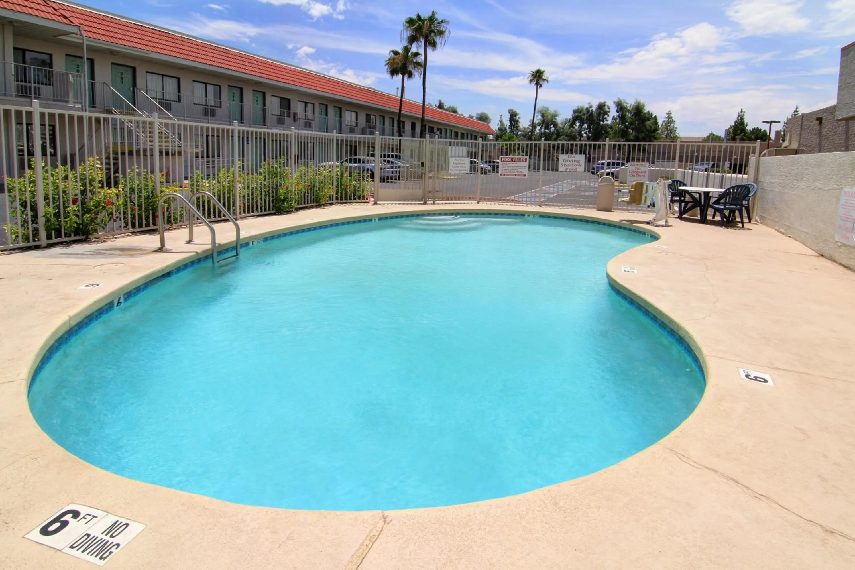 Swimming pool in Motel 6-Tempe, AZ - Broadway - ASU