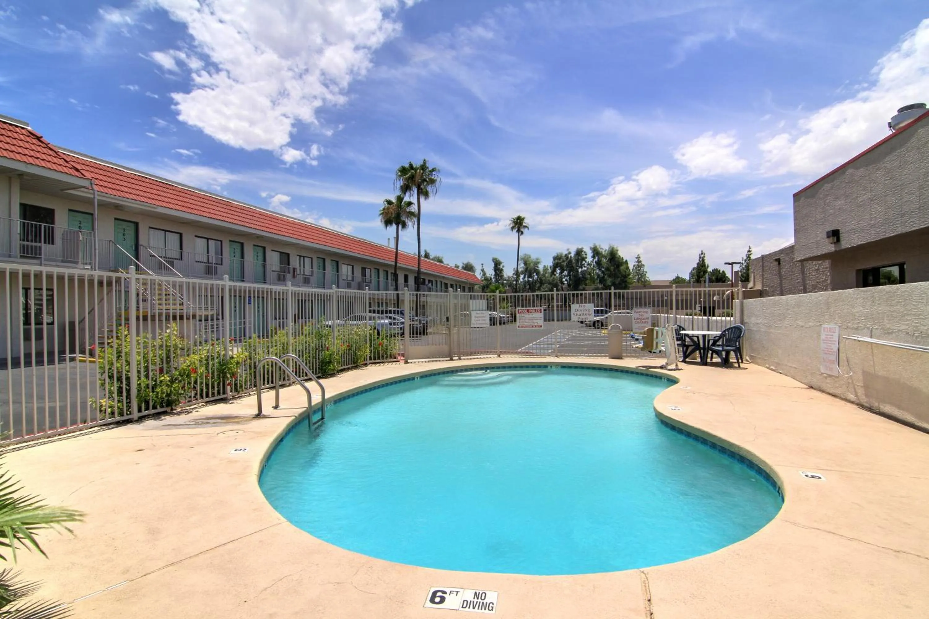 Swimming pool in Motel 6-Tempe, AZ - Broadway - ASU