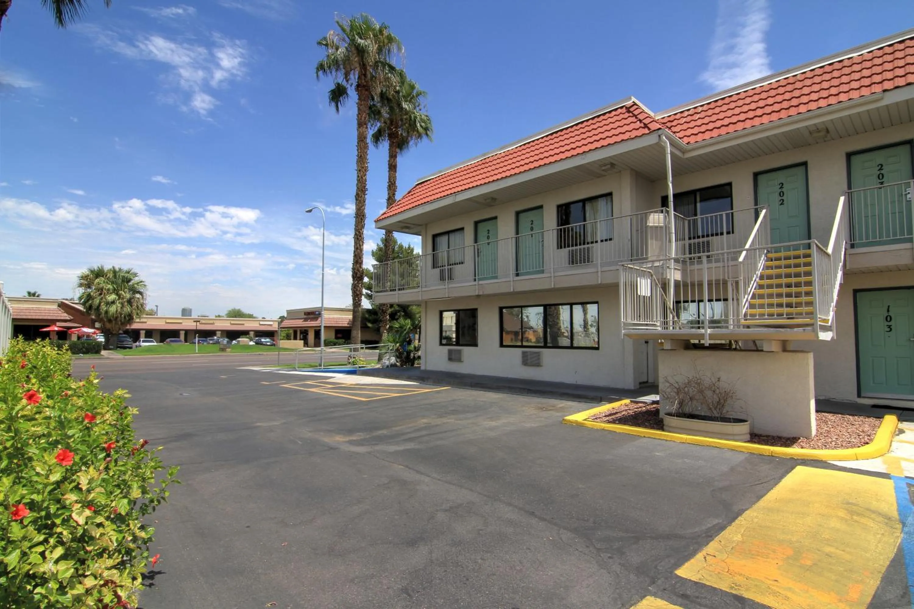 Property building in Motel 6-Tempe, AZ - Broadway - ASU