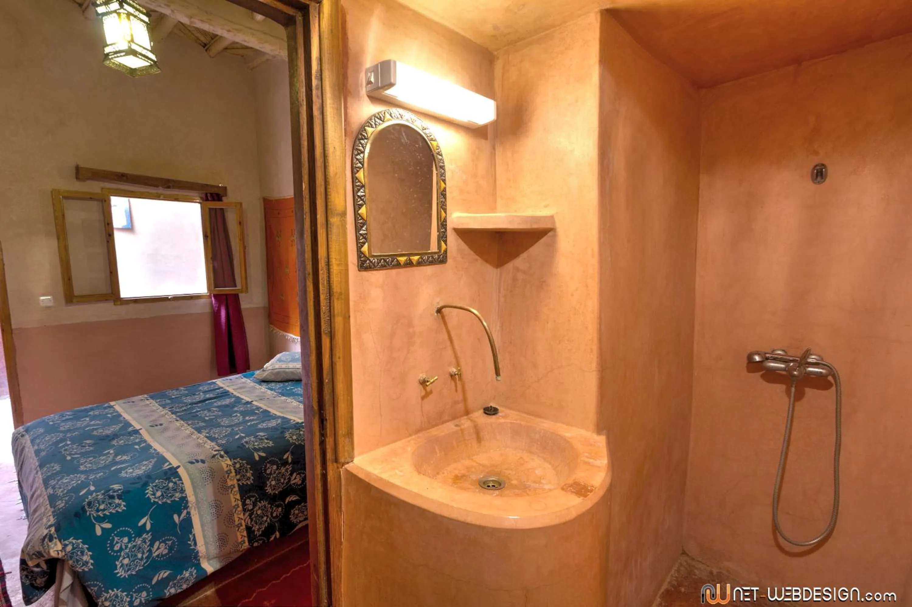 Bathroom, Bed in Kasbah Ounila