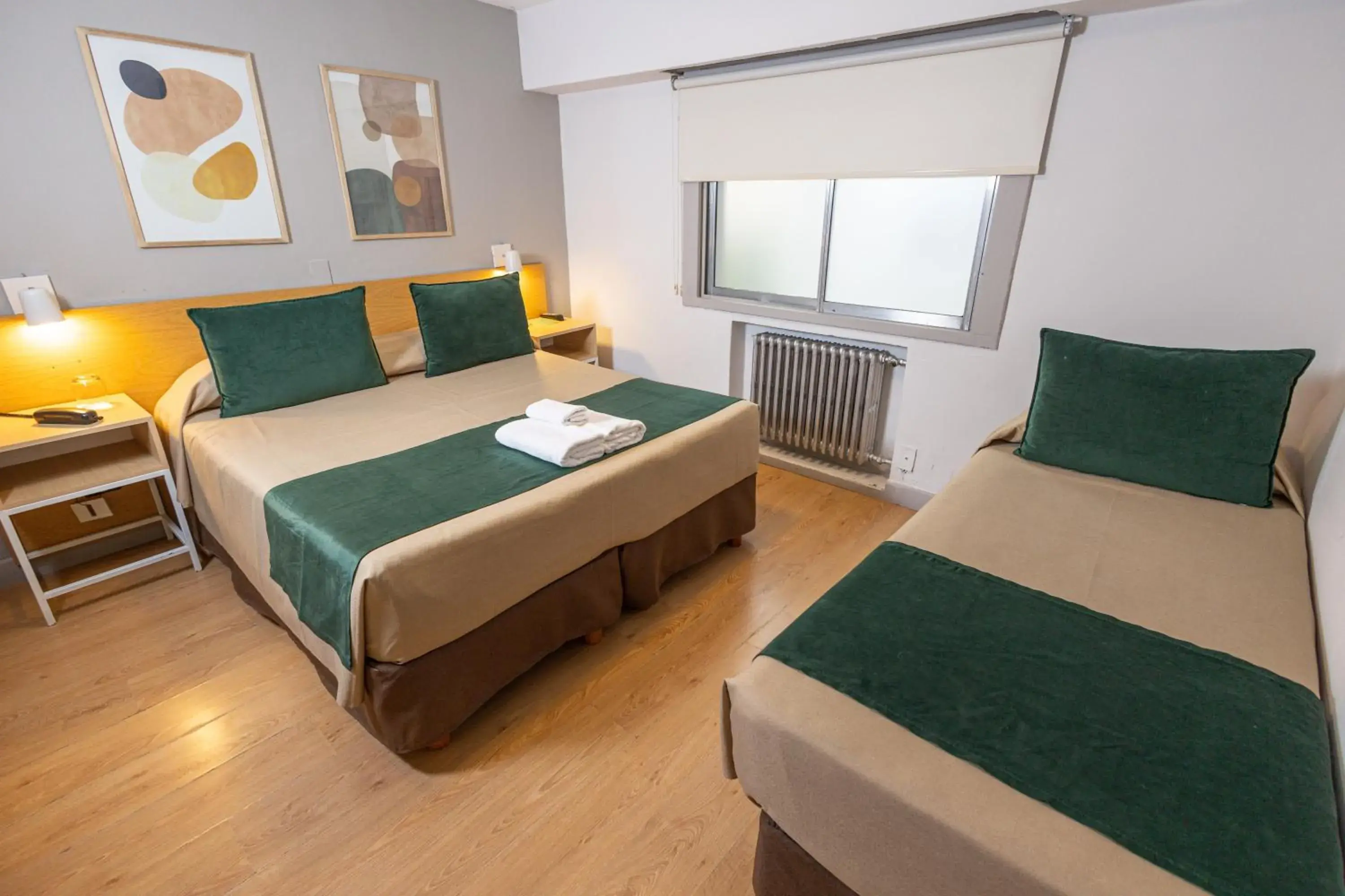 Triple Room in Hotel Plaza Bariloche Triple Room in Hotel Plaza Bariloche