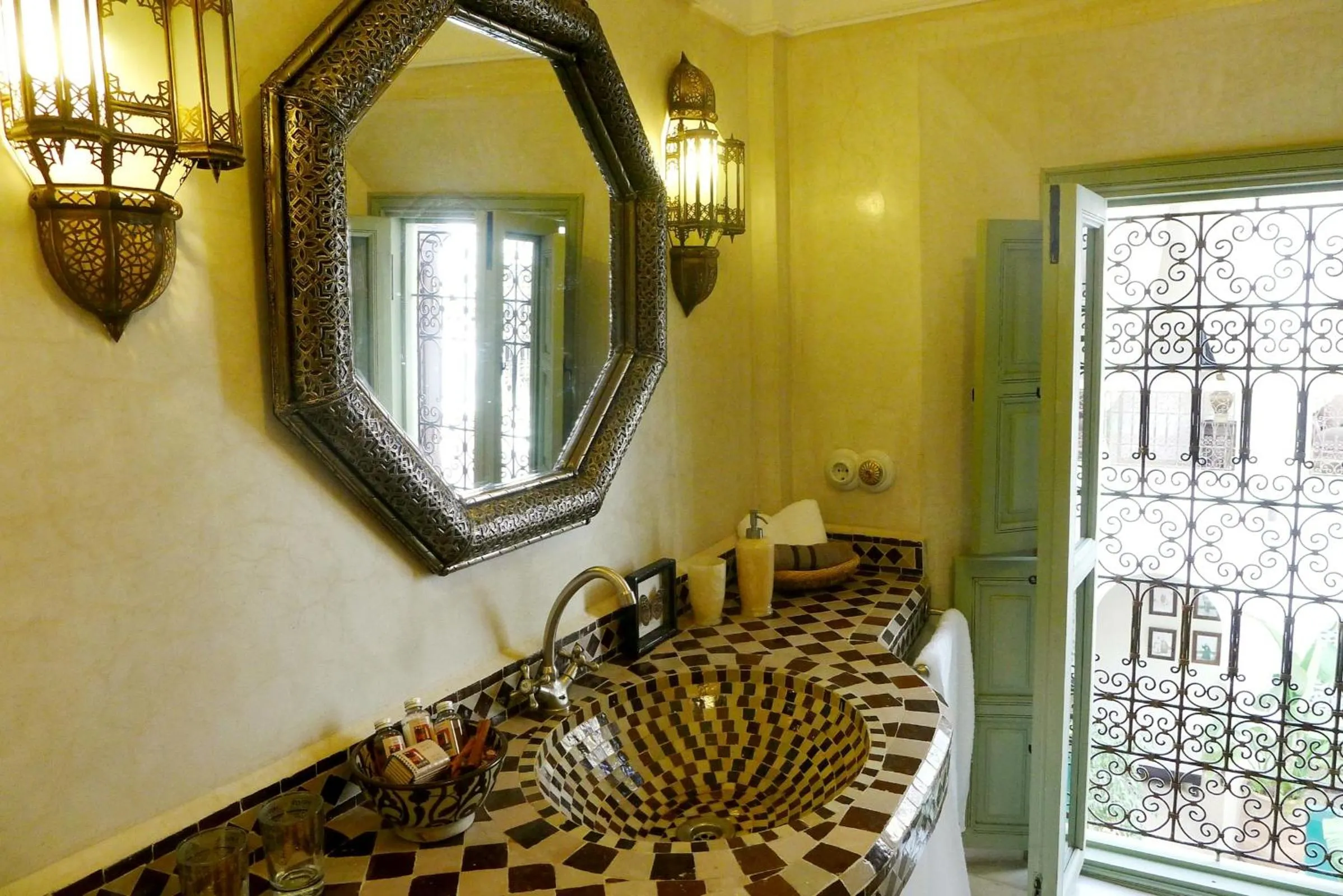 Bathroom in Riad Palacio De Las Especias