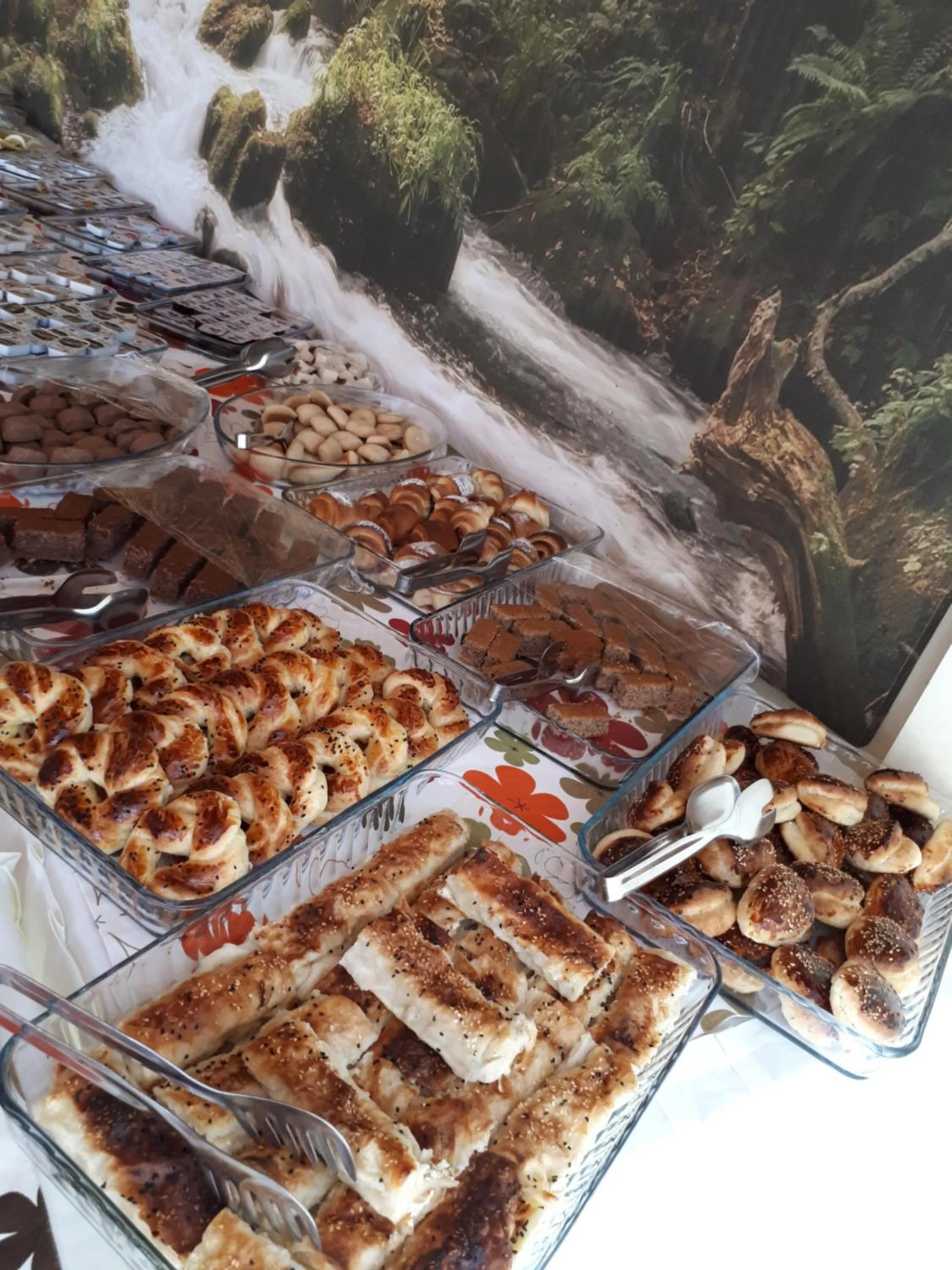 Buffet breakfast in Hamle Hotel