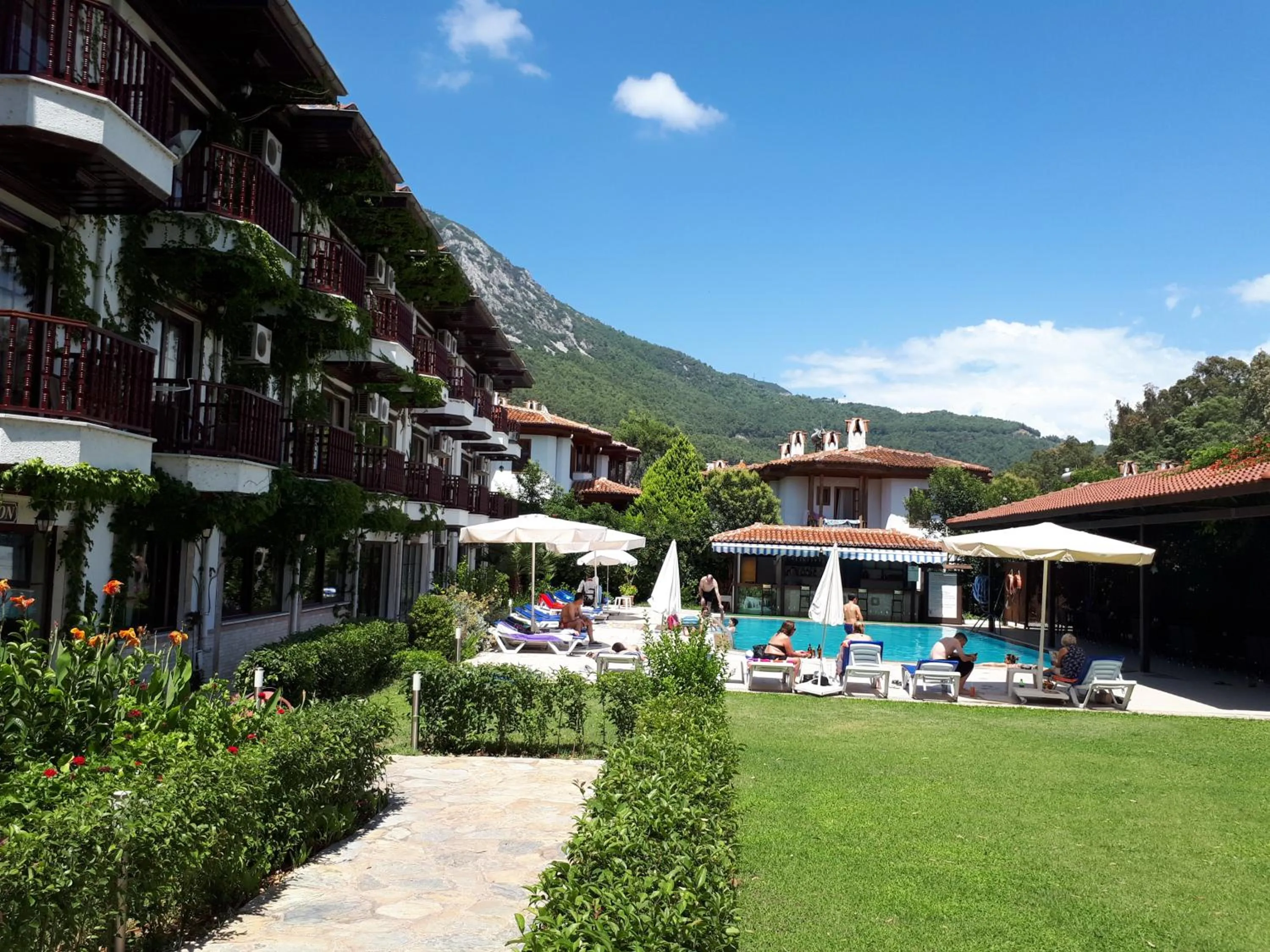 Garden view in Hamle Hotel