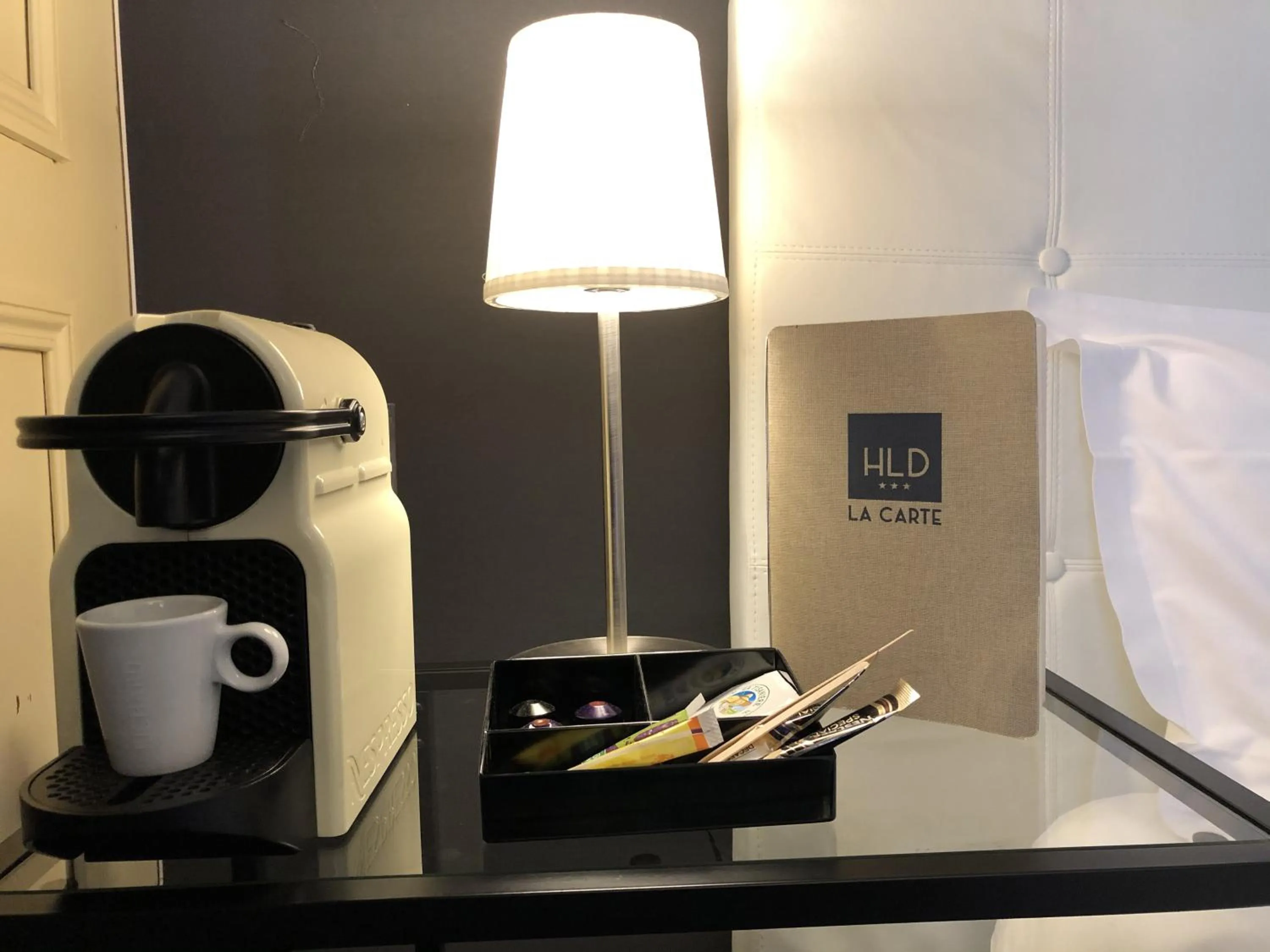 Food and drinks in Hotel Dauphin